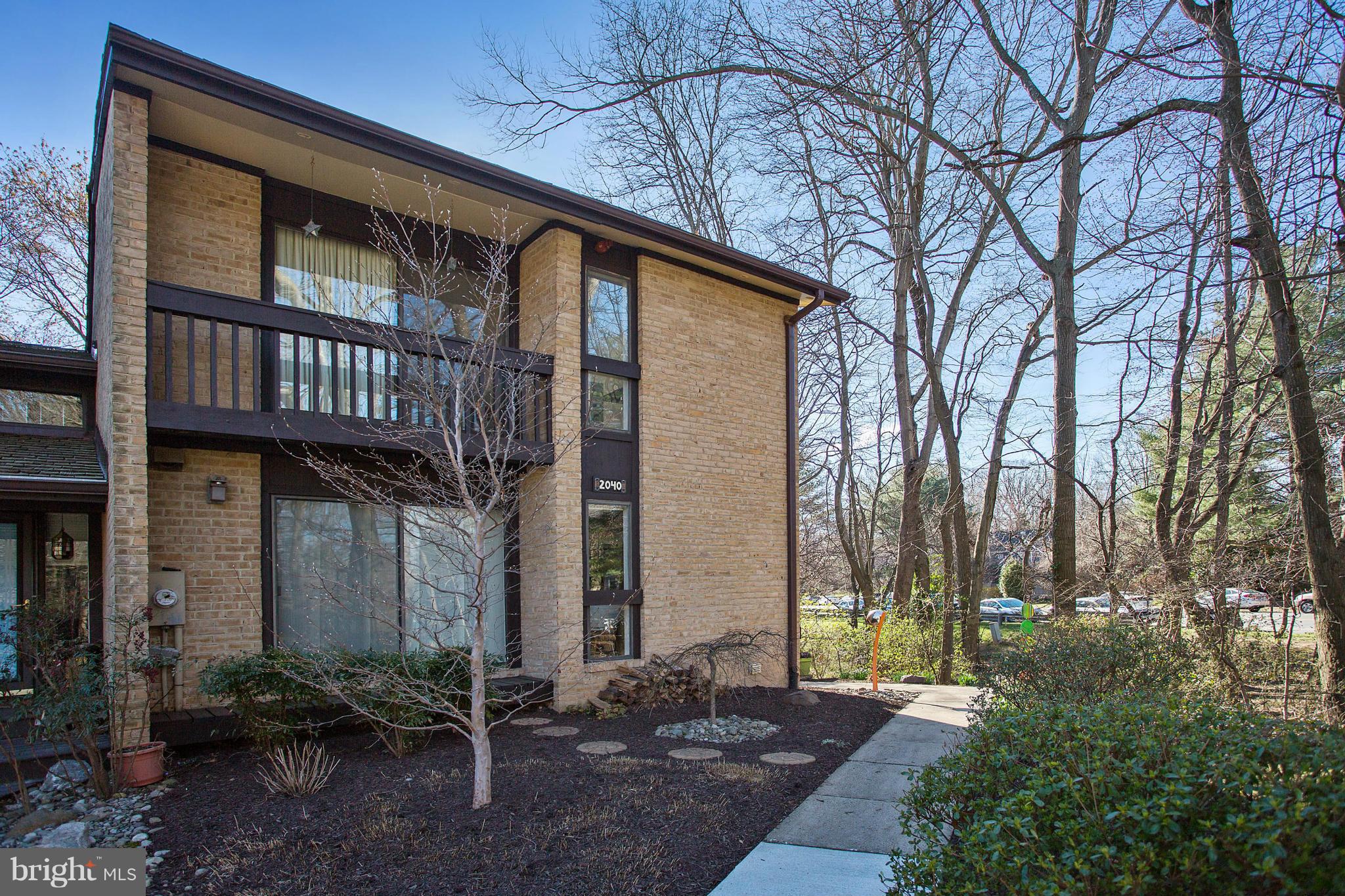 RESTON - Residential