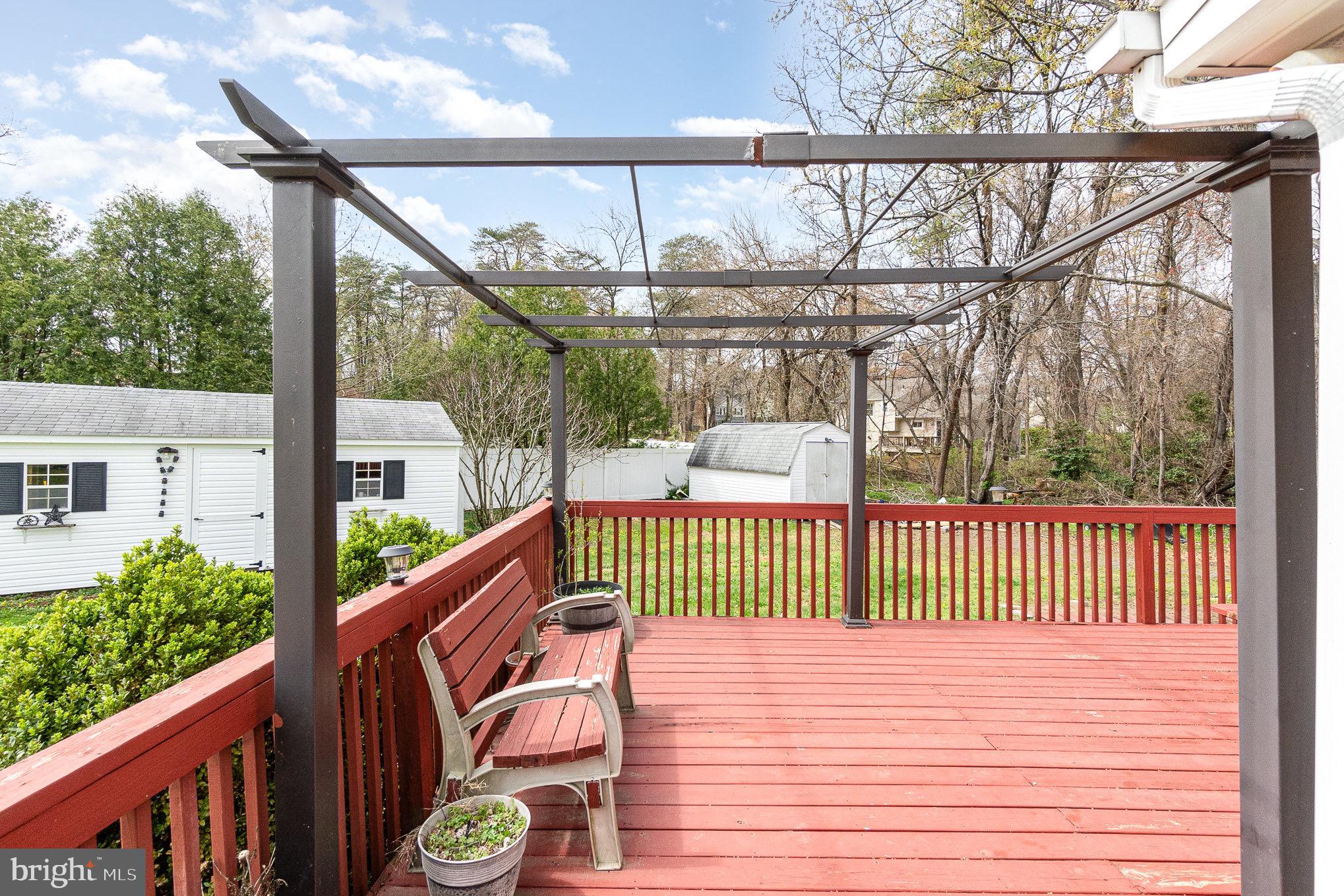 ELMHURST - Residential