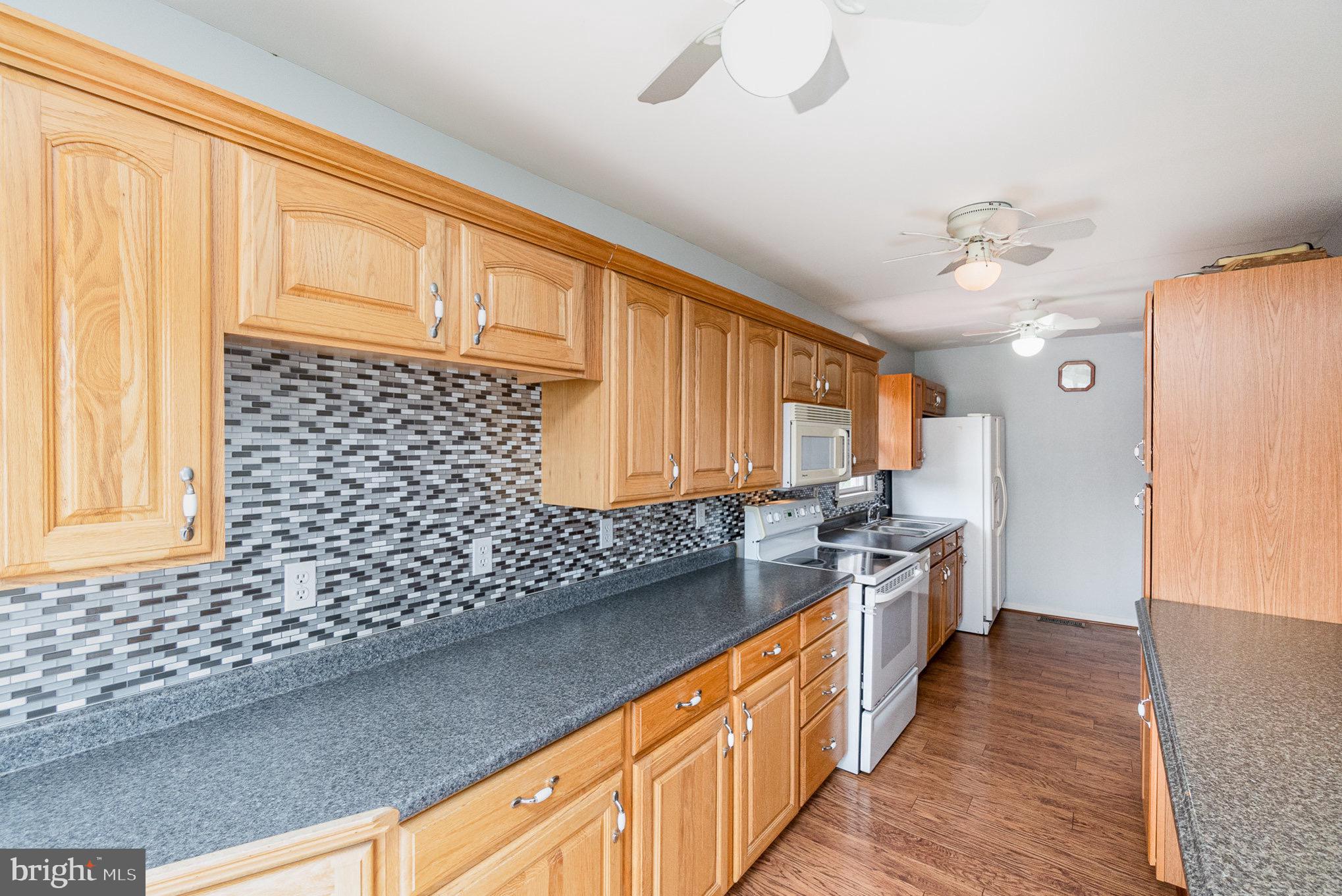 ELMHURST - Residential