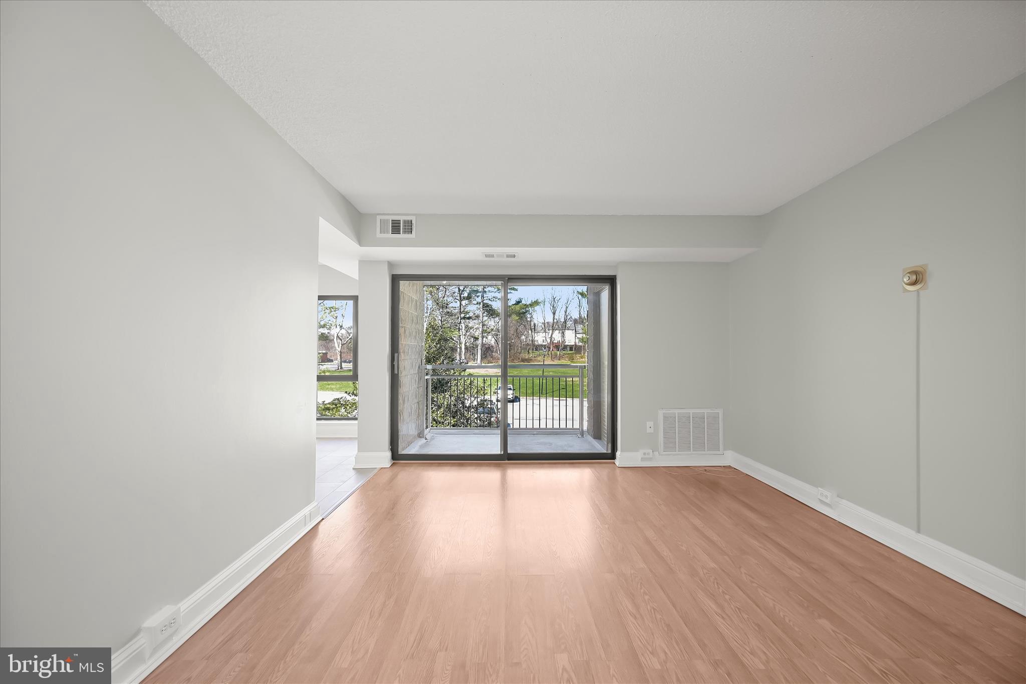 TREOVER CONDOMINIUM - Residential