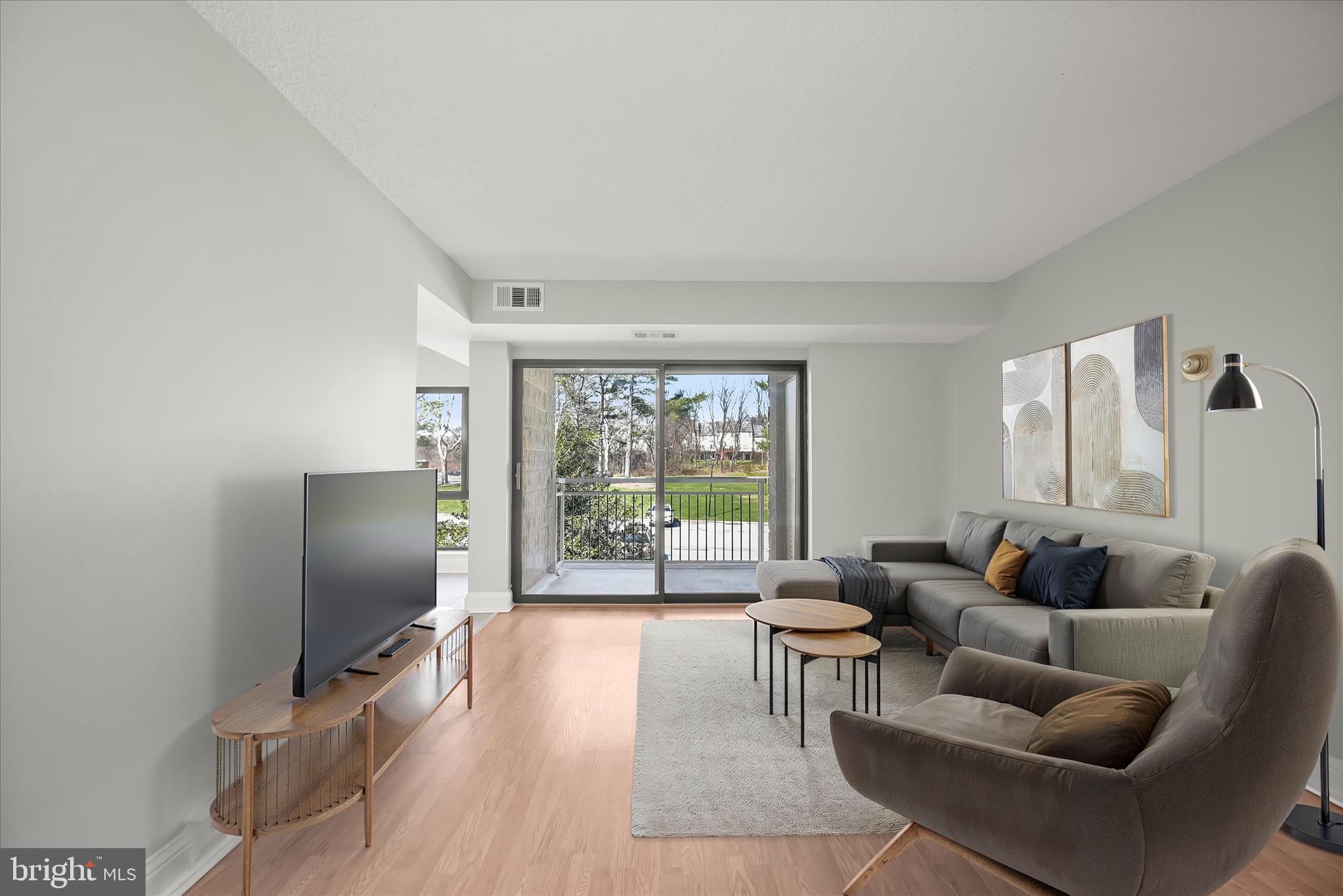 5901 TAMAR DRIVE 9 S9