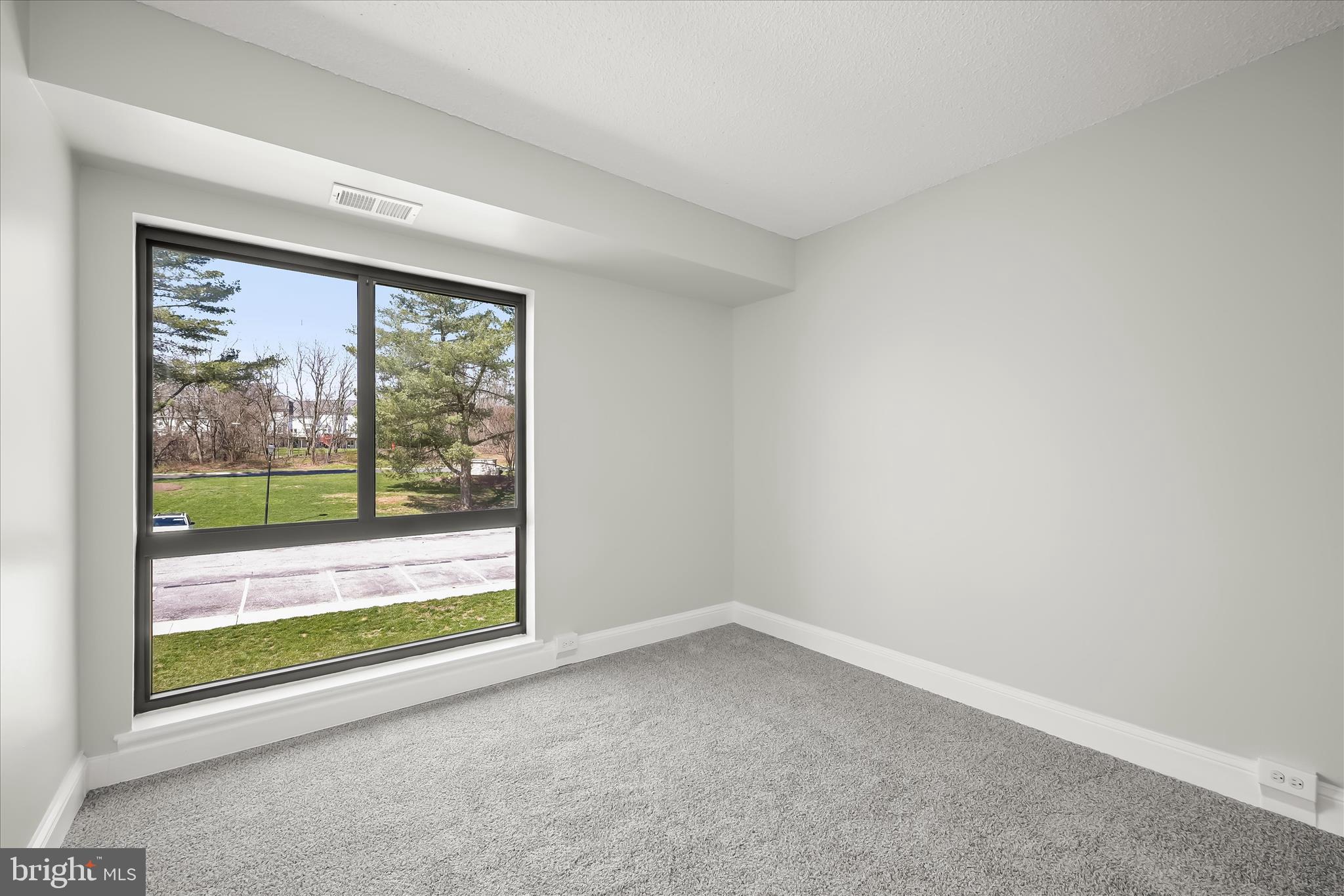 TREOVER CONDOMINIUM - Residential