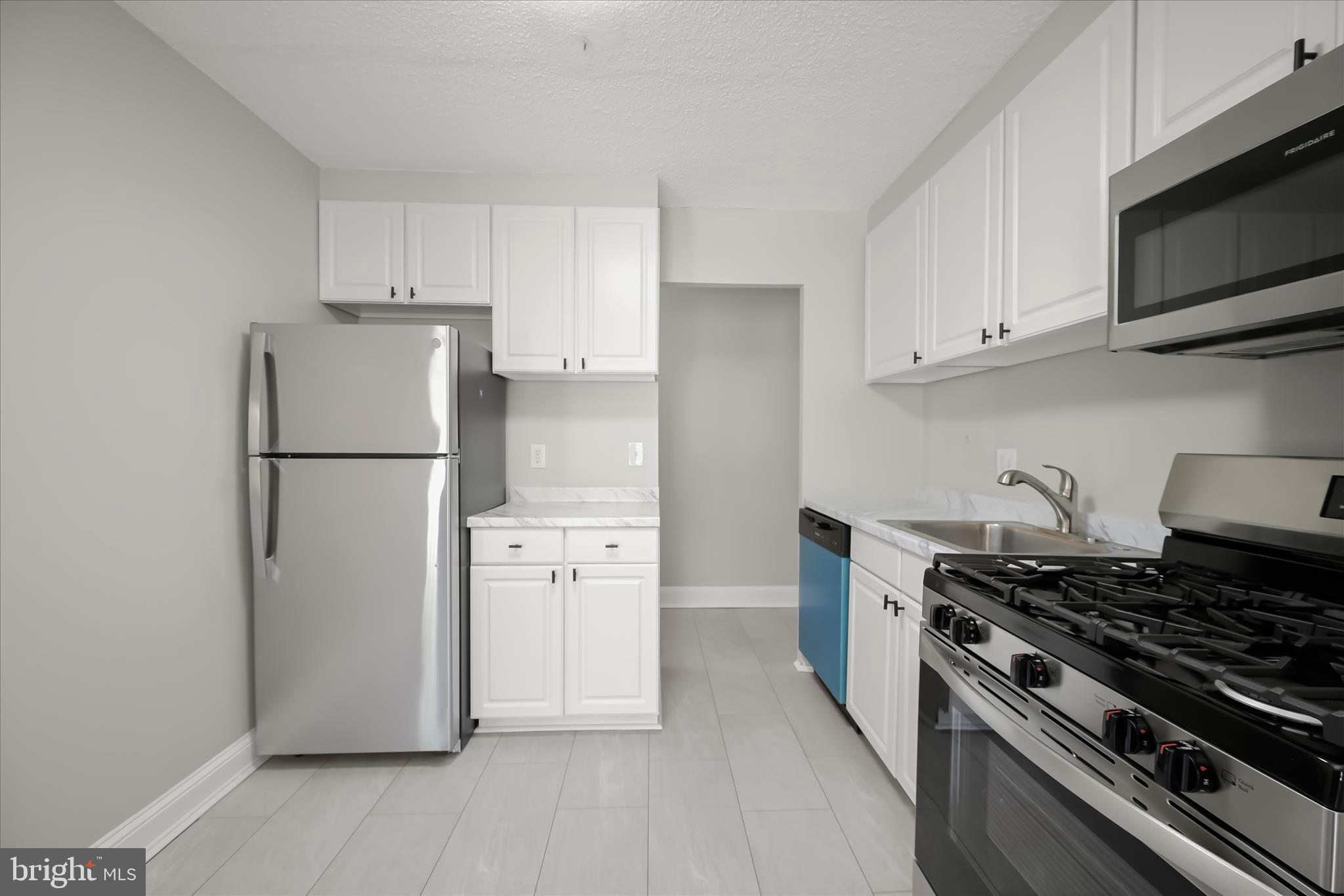 TREOVER CONDOMINIUM - Residential