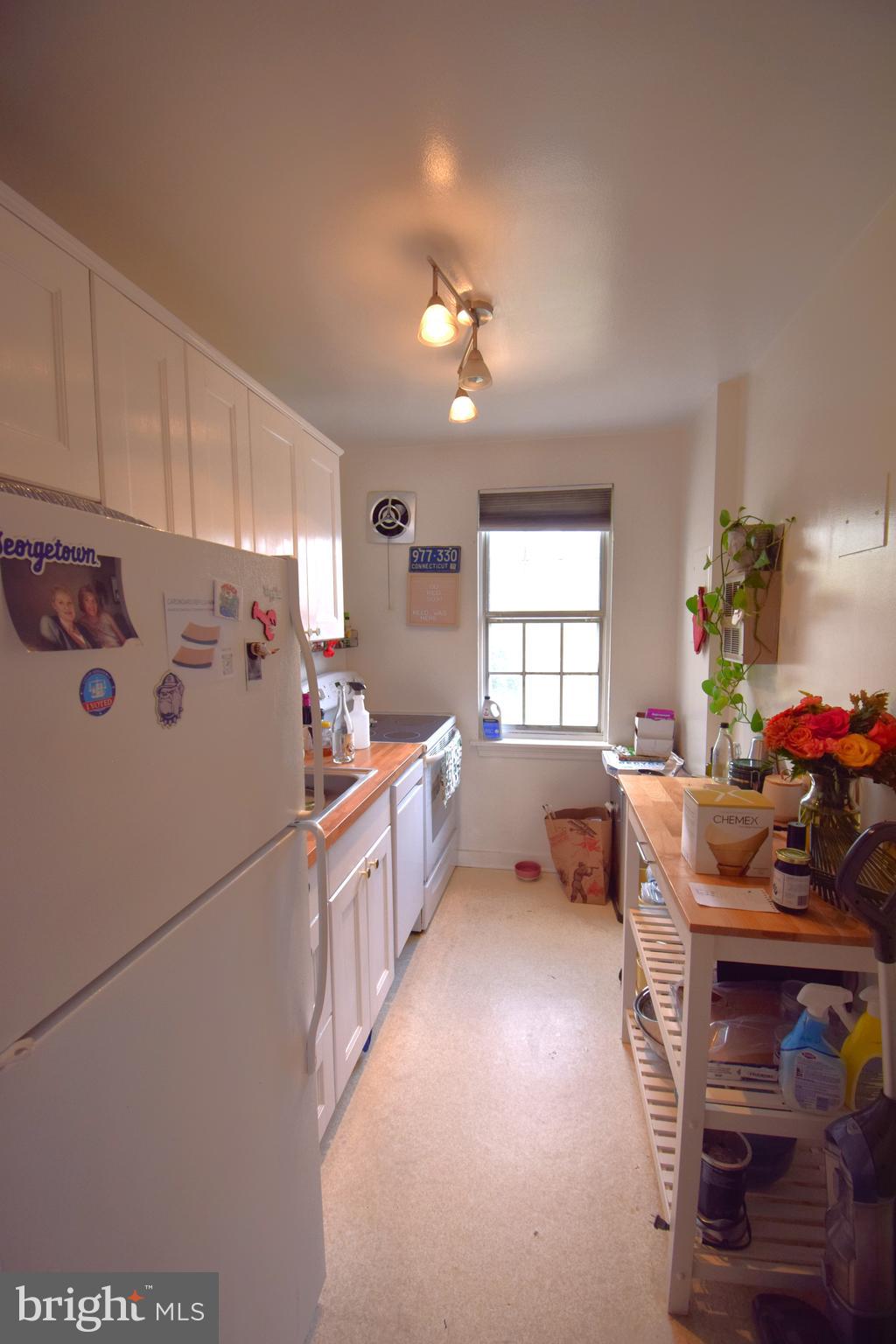 AUBURN VILLAGE - Residential Lease