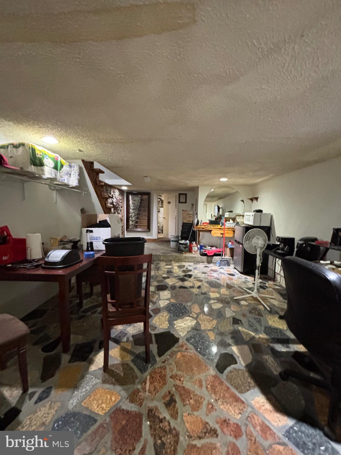 FRANKFORD - Commercial Sale