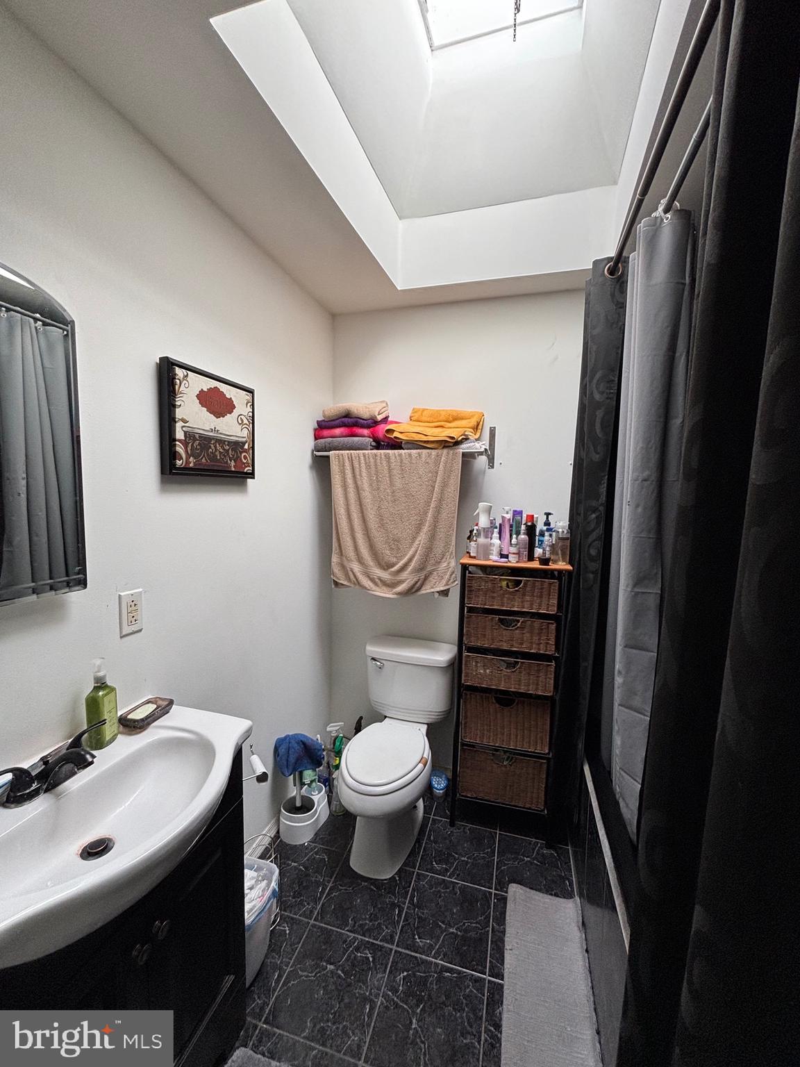 FRANKFORD - Commercial Sale