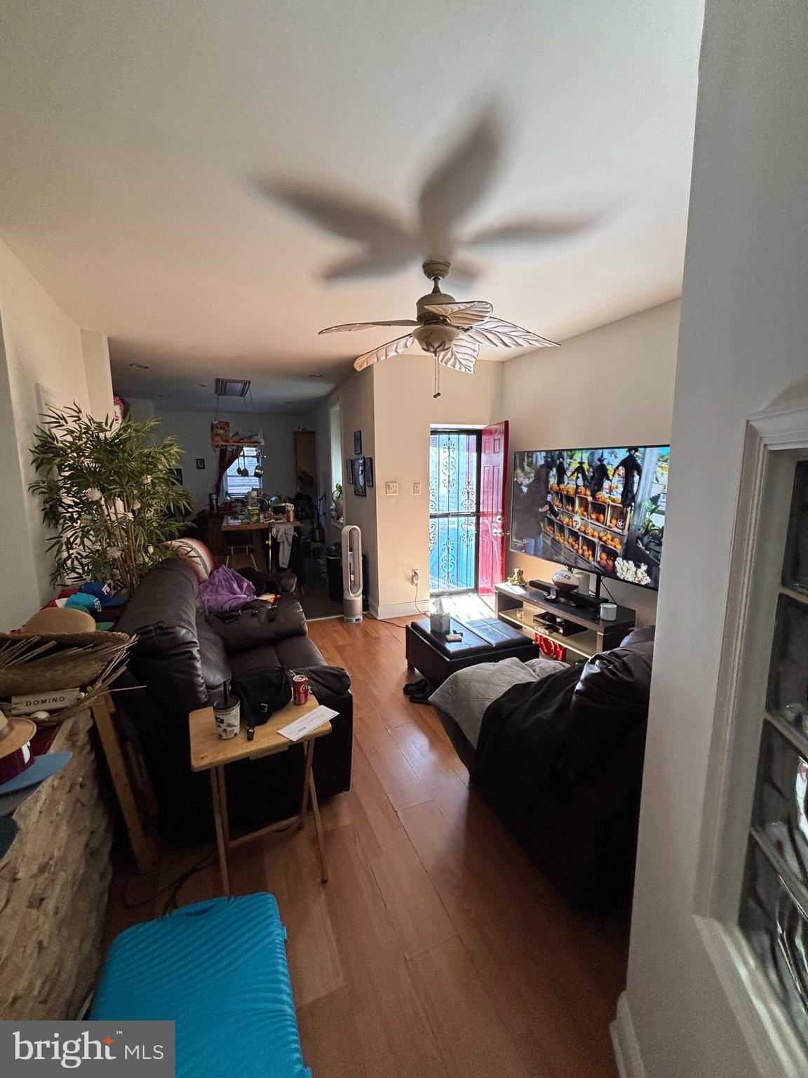 FRANKFORD - Commercial Sale