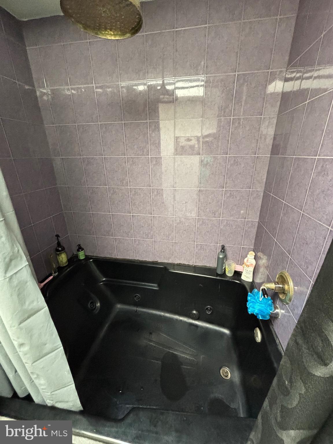 FRANKFORD - Commercial Sale