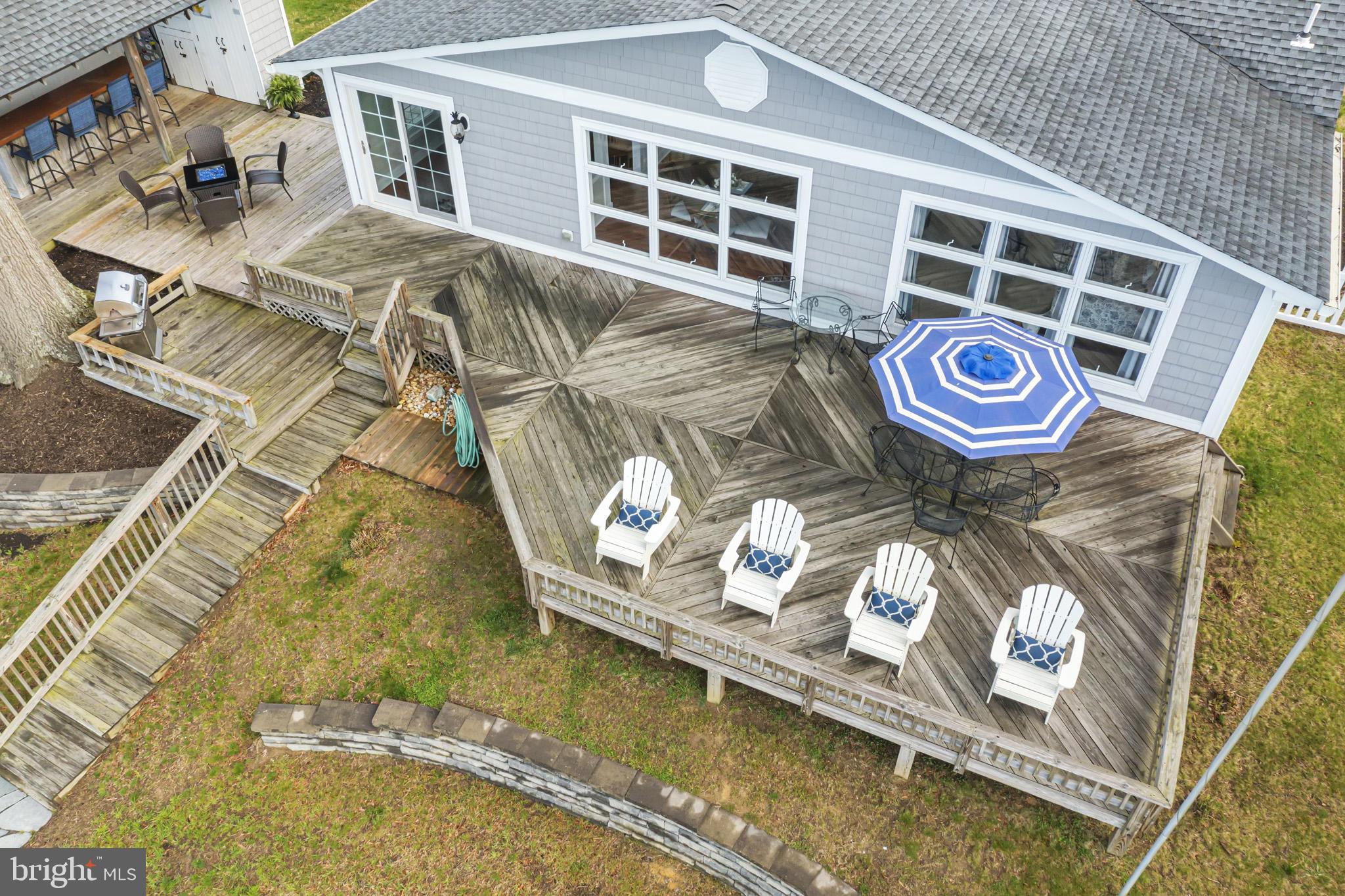 COBB ISLAND - Residential