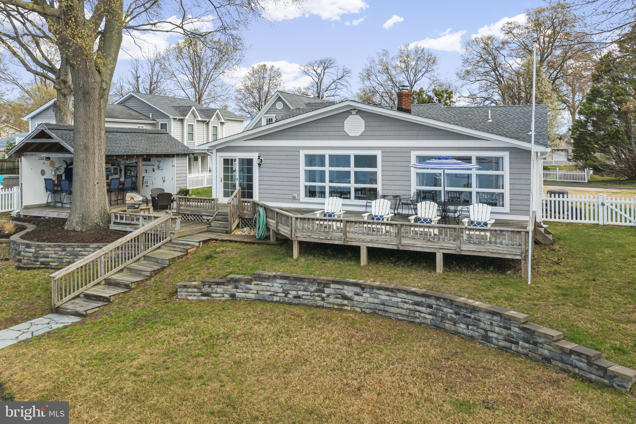 COBB ISLAND - Residential