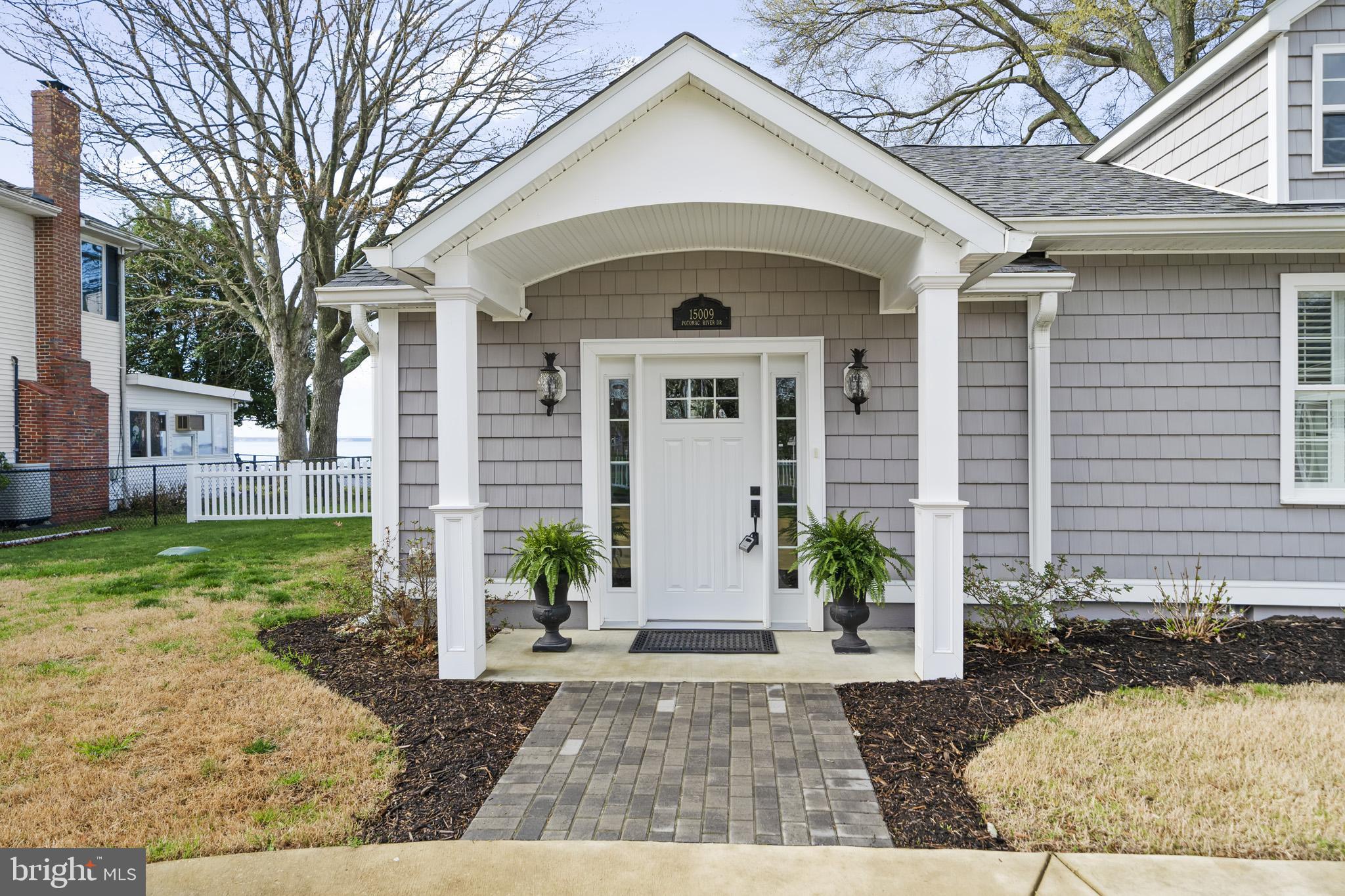 COBB ISLAND - Residential