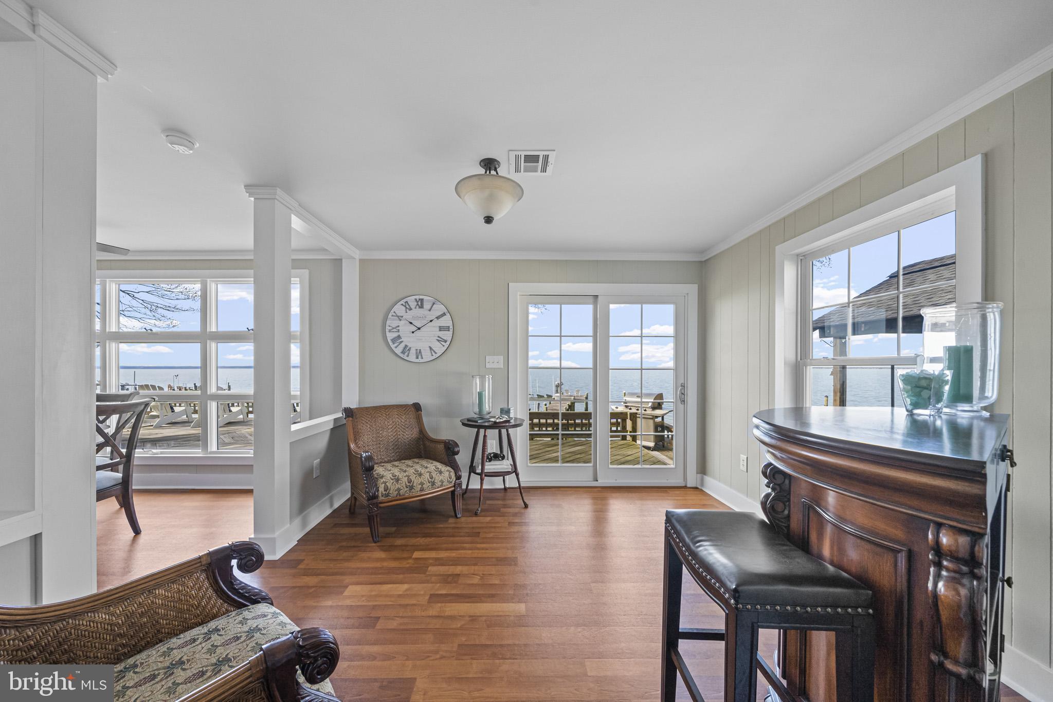 COBB ISLAND - Residential