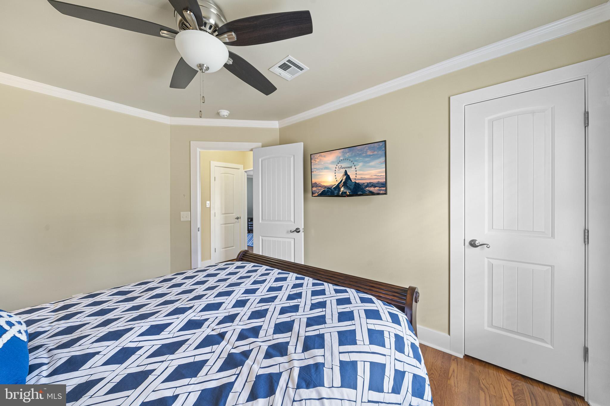 COBB ISLAND - Residential