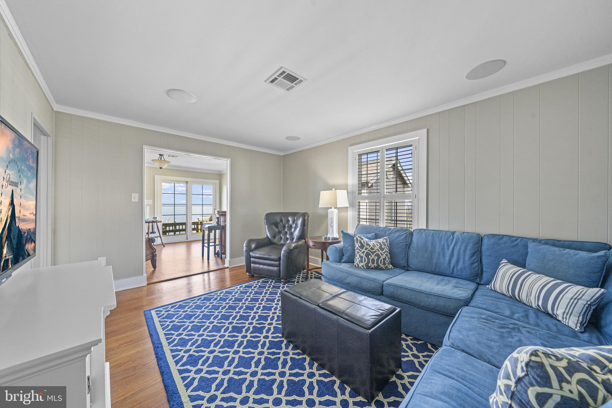 COBB ISLAND - Residential