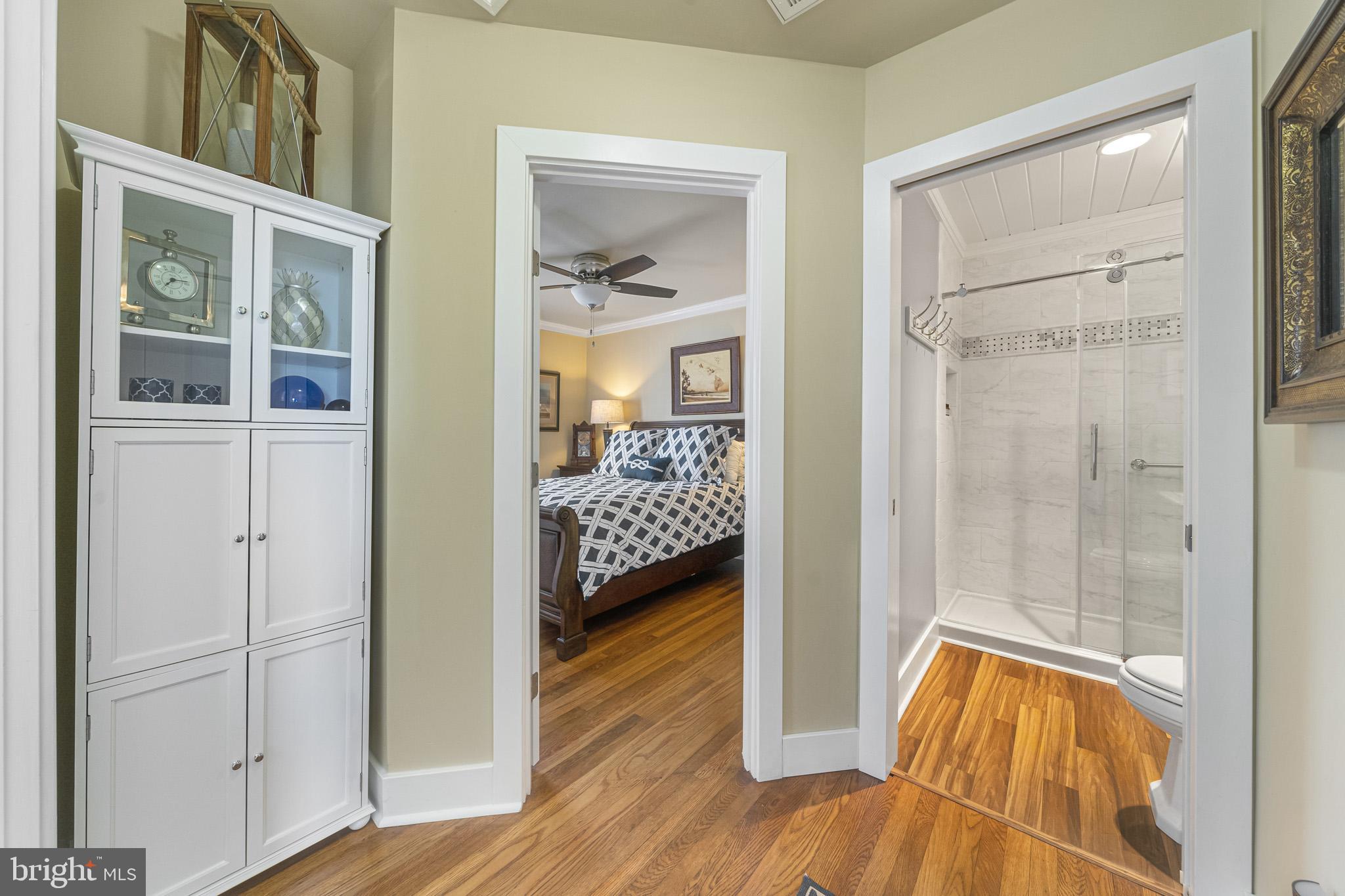 COBB ISLAND - Residential