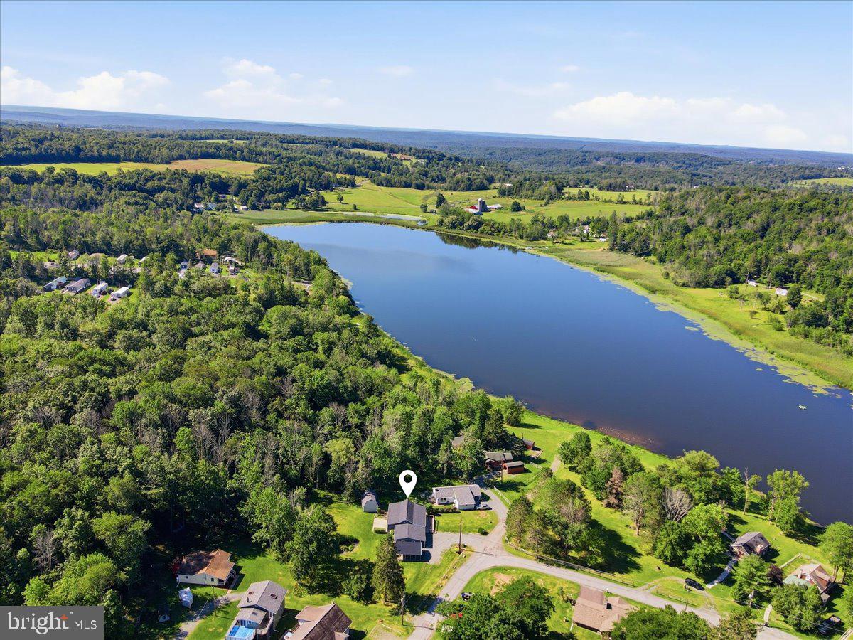 61E LAKESIDE DRIVE