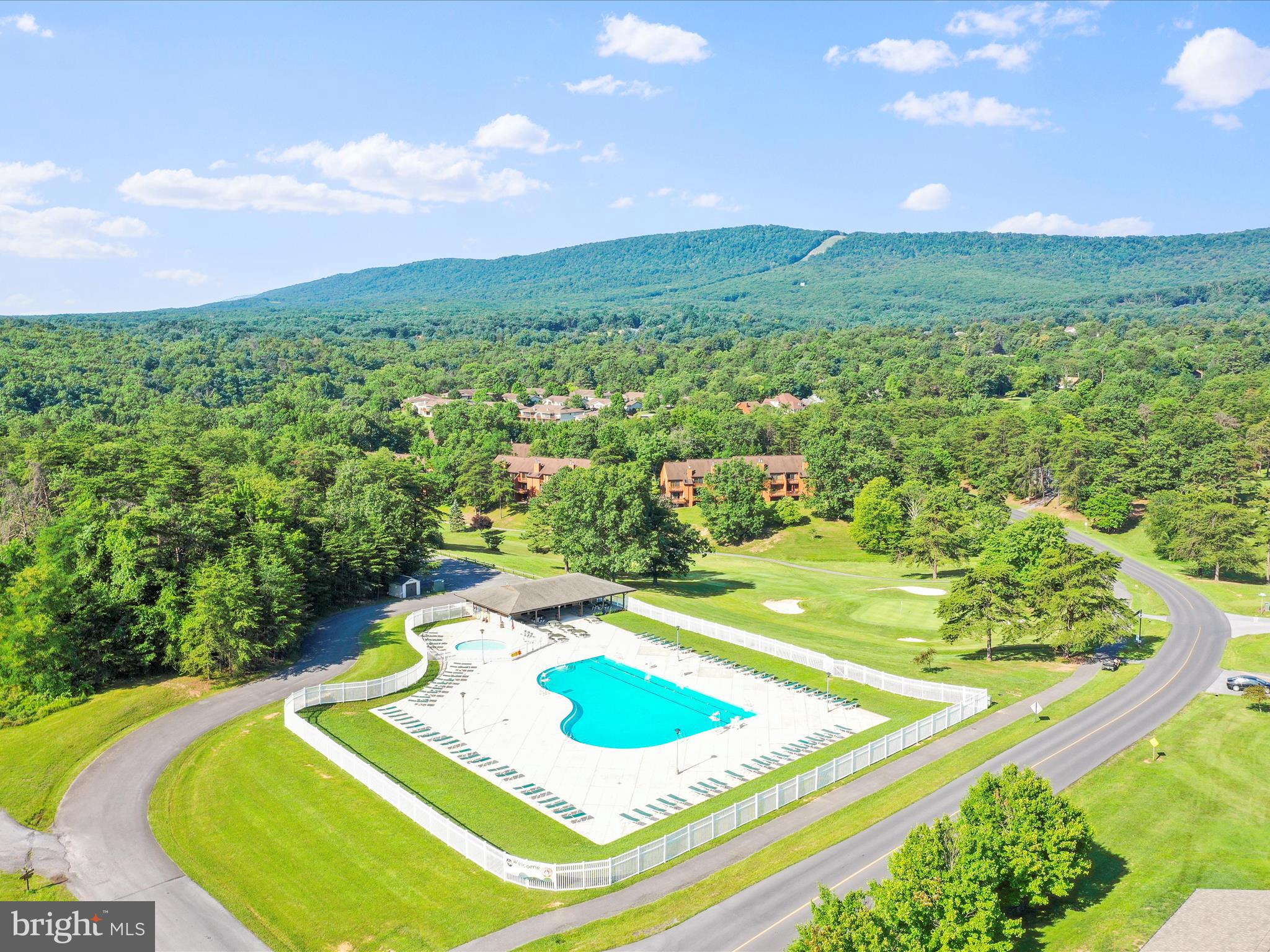 THE WOODS - Residential