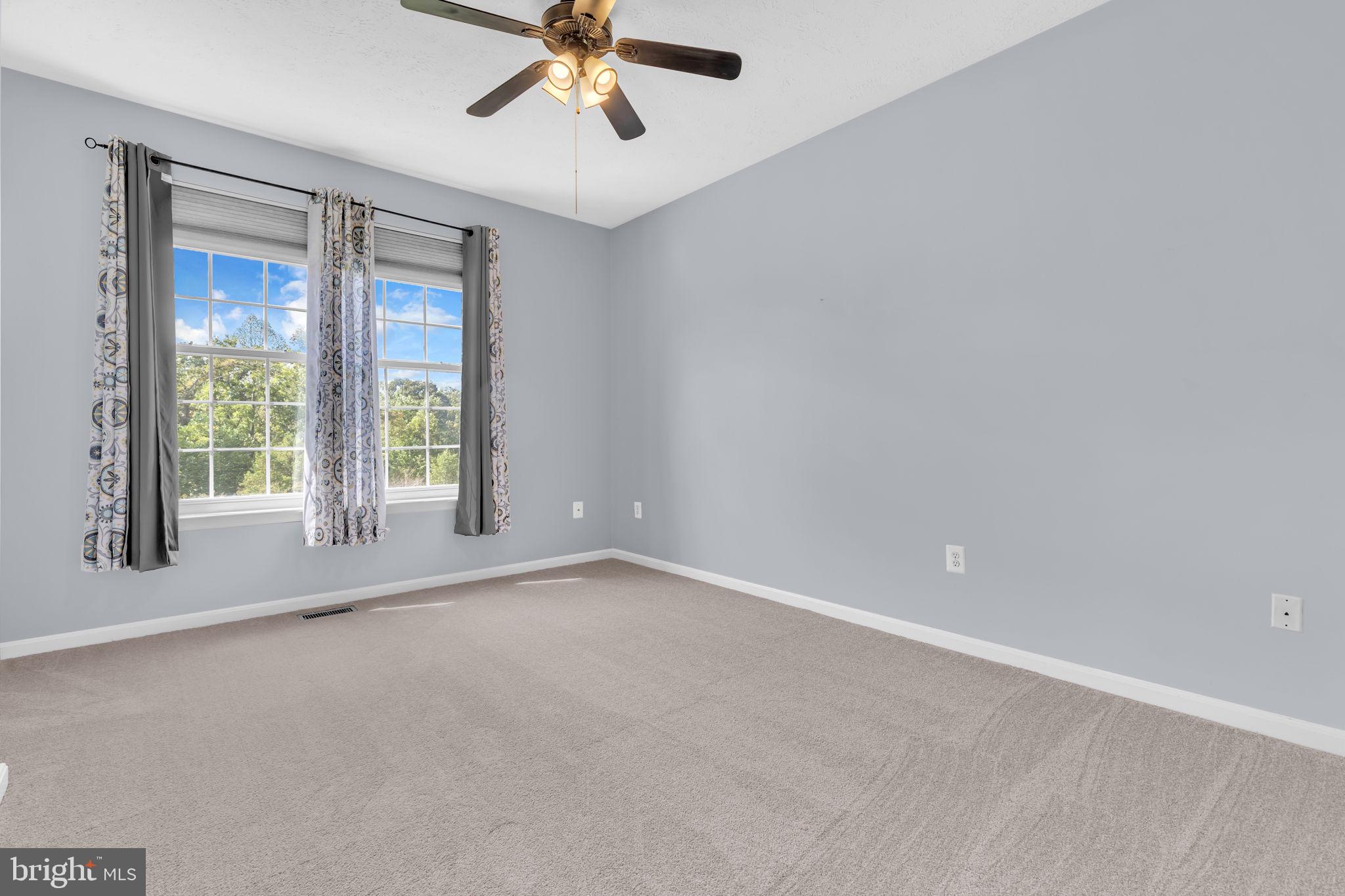 RUSTIC HILLS - Residential