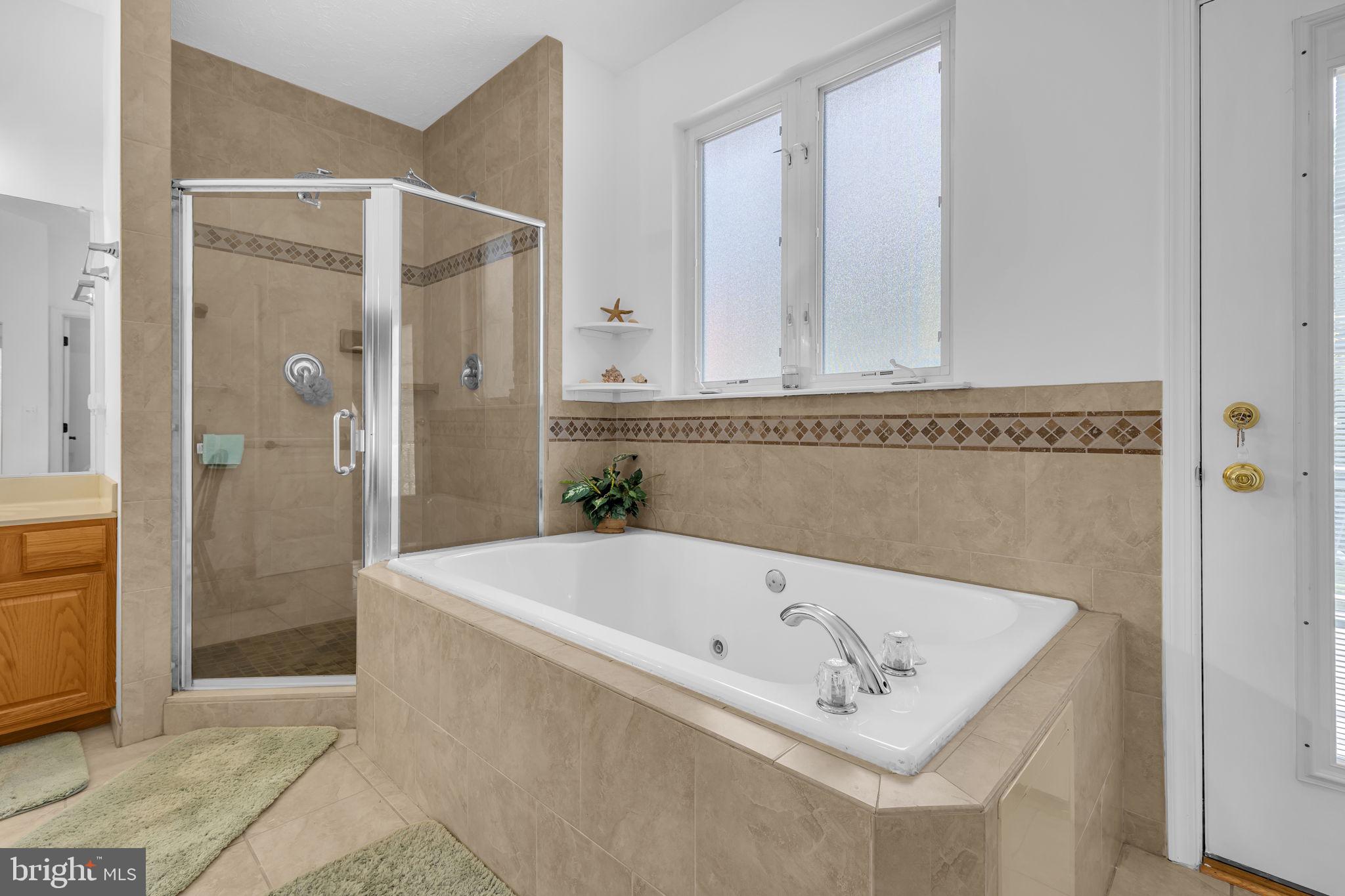 RUSTIC HILLS - Residential