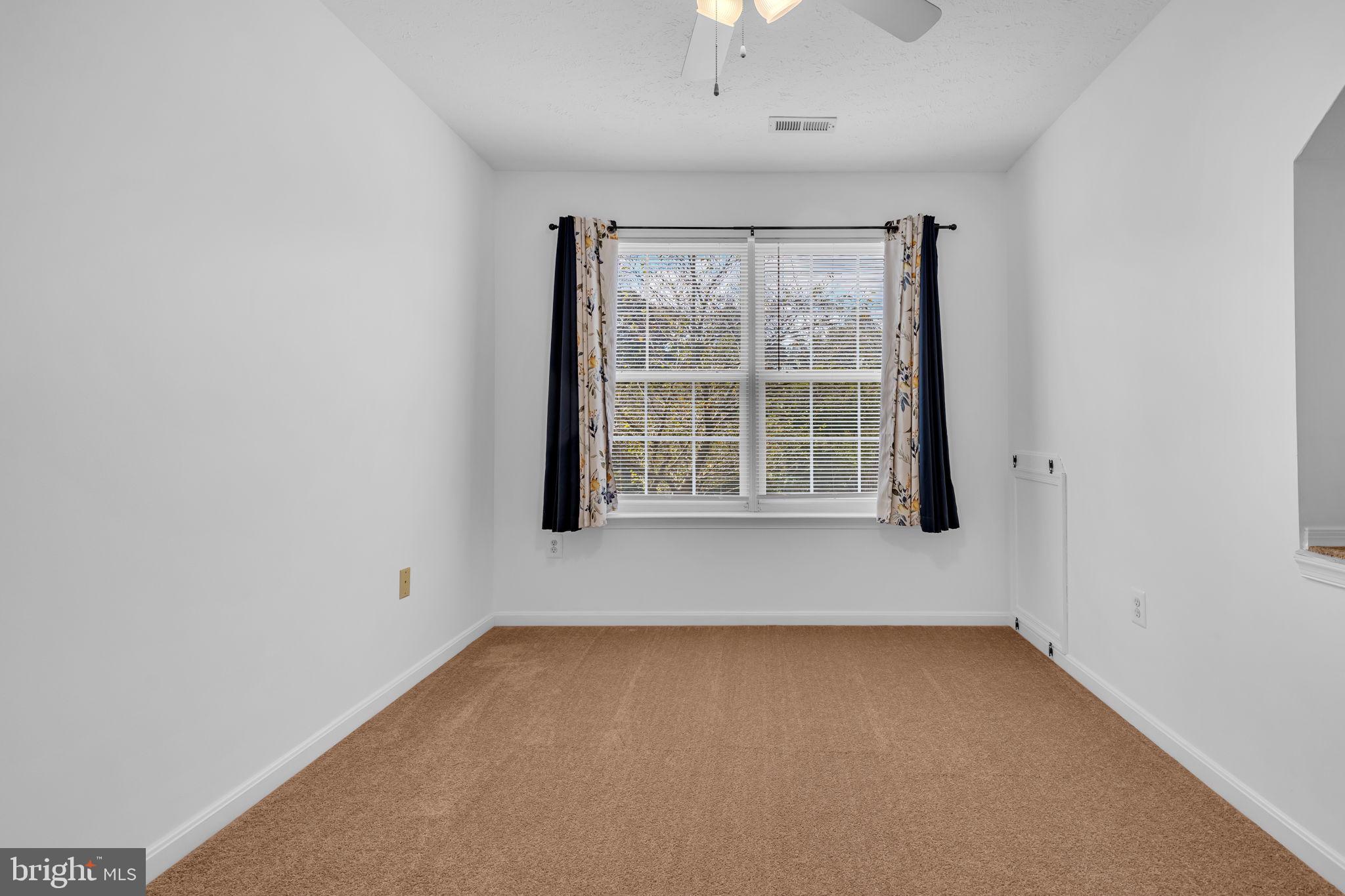 RUSTIC HILLS - Residential