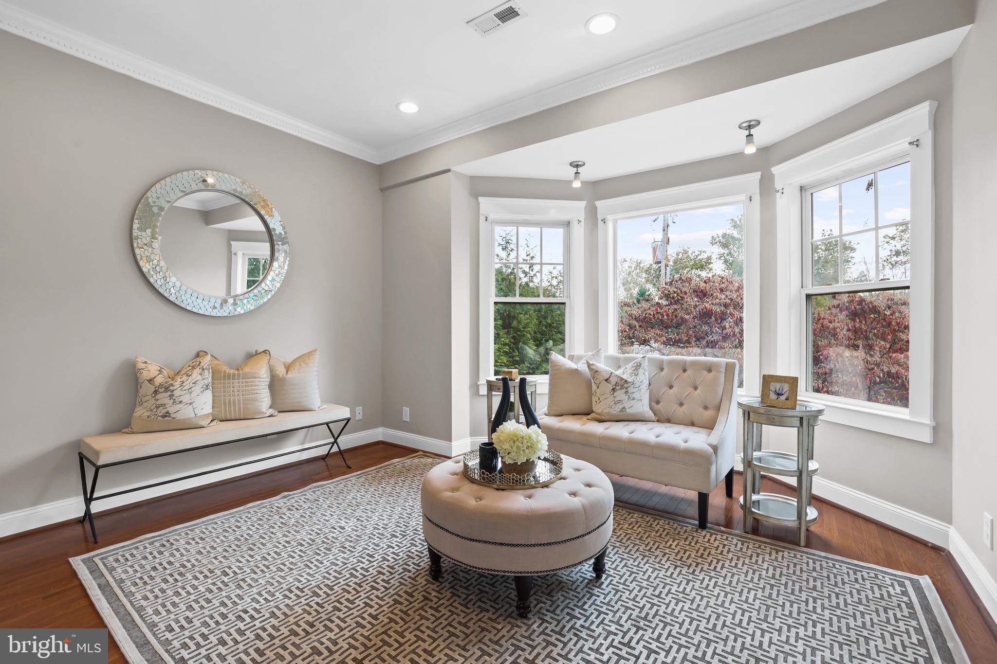 BROYHILLS MCLEAN ESTATES - Residential