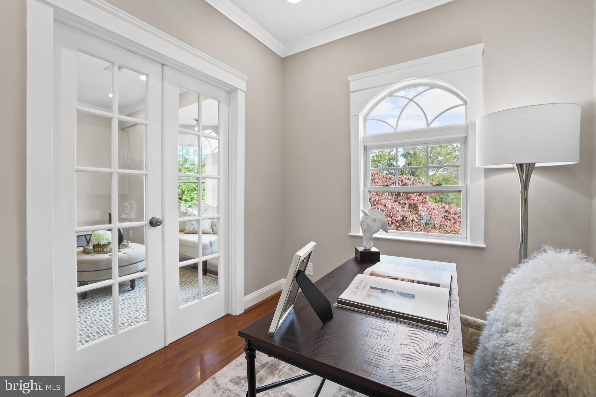 BROYHILLS MCLEAN ESTATES - Residential