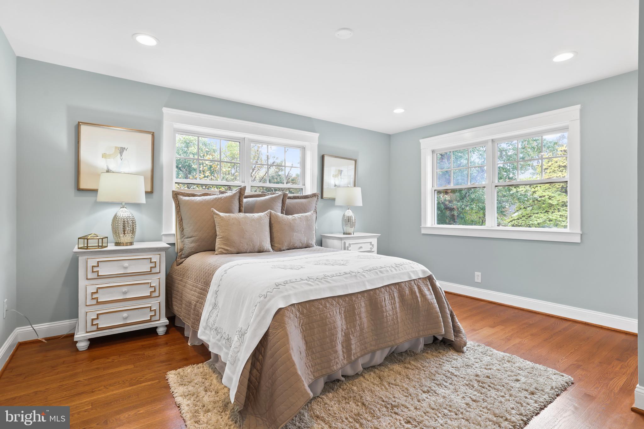 BROYHILLS MCLEAN ESTATES - Residential