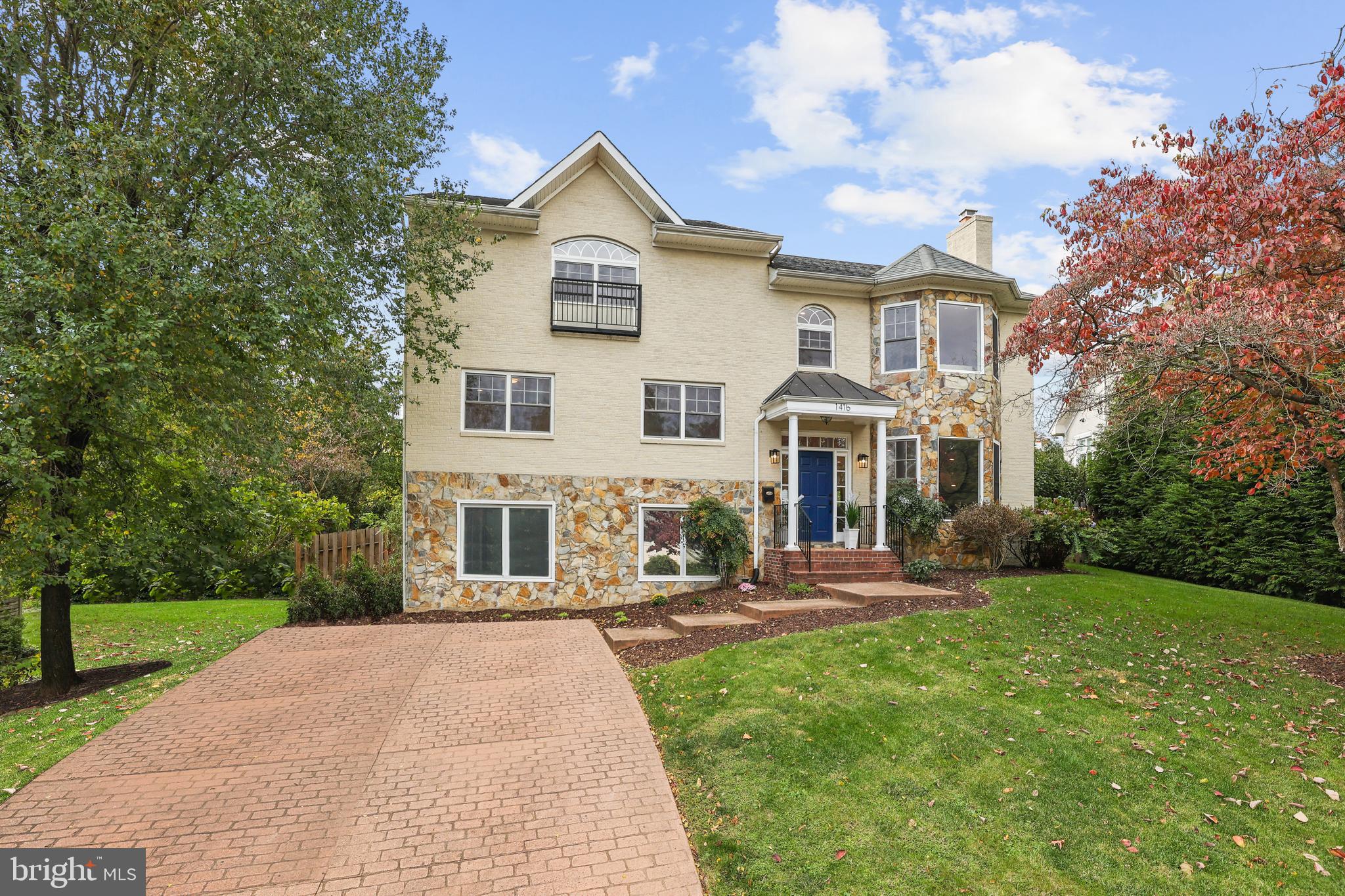 BROYHILLS MCLEAN ESTATES - Residential