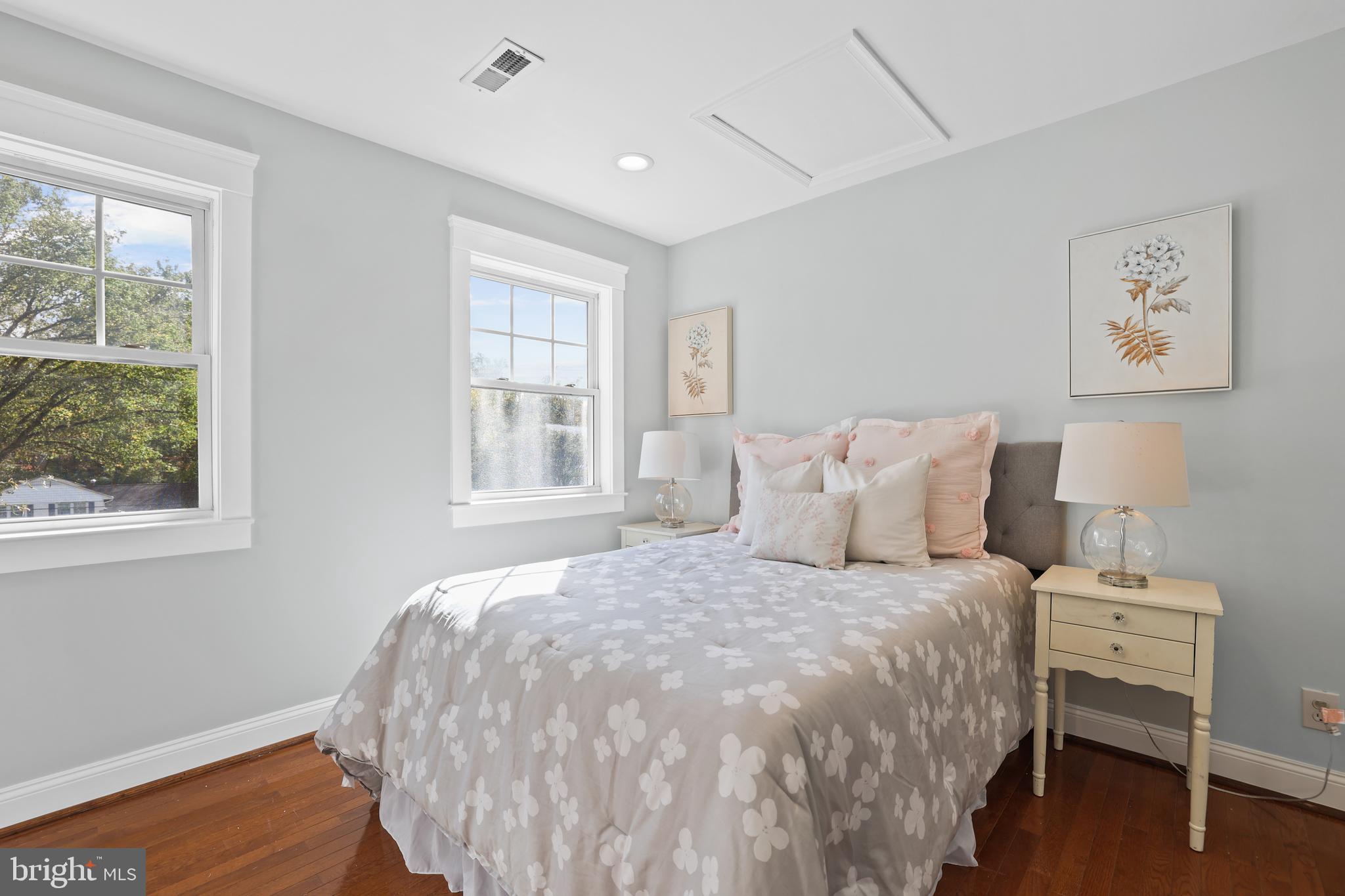 BROYHILLS MCLEAN ESTATES - Residential