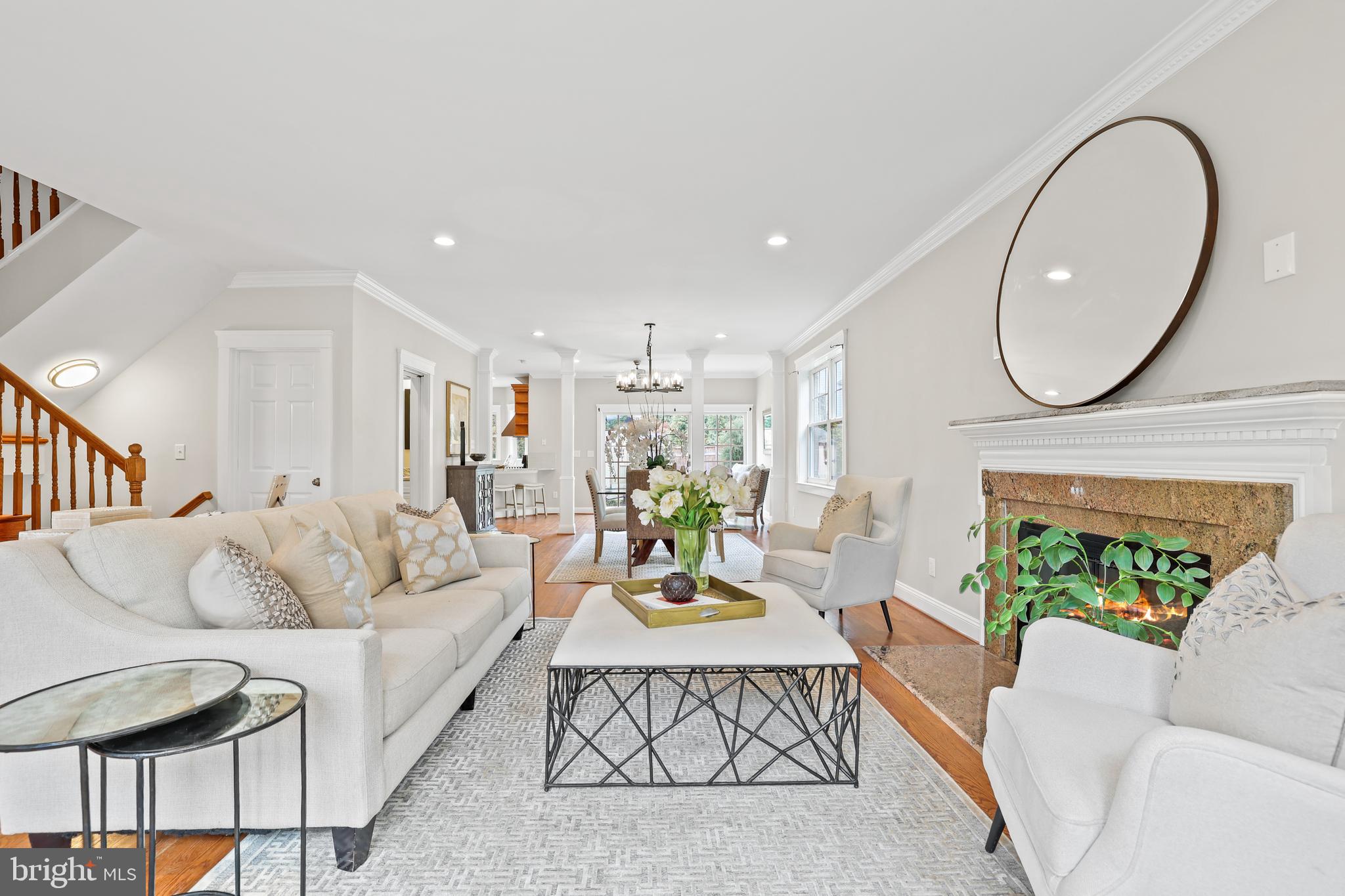 BROYHILLS MCLEAN ESTATES - Residential