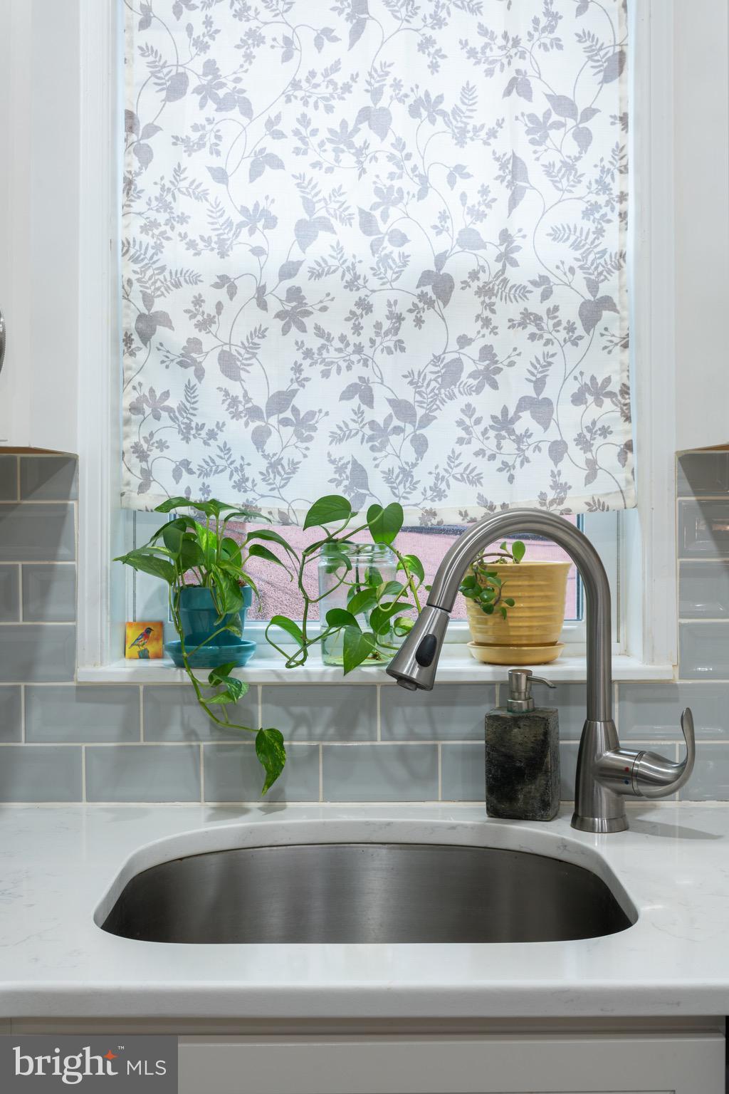 WEST PASSYUNK - Residential