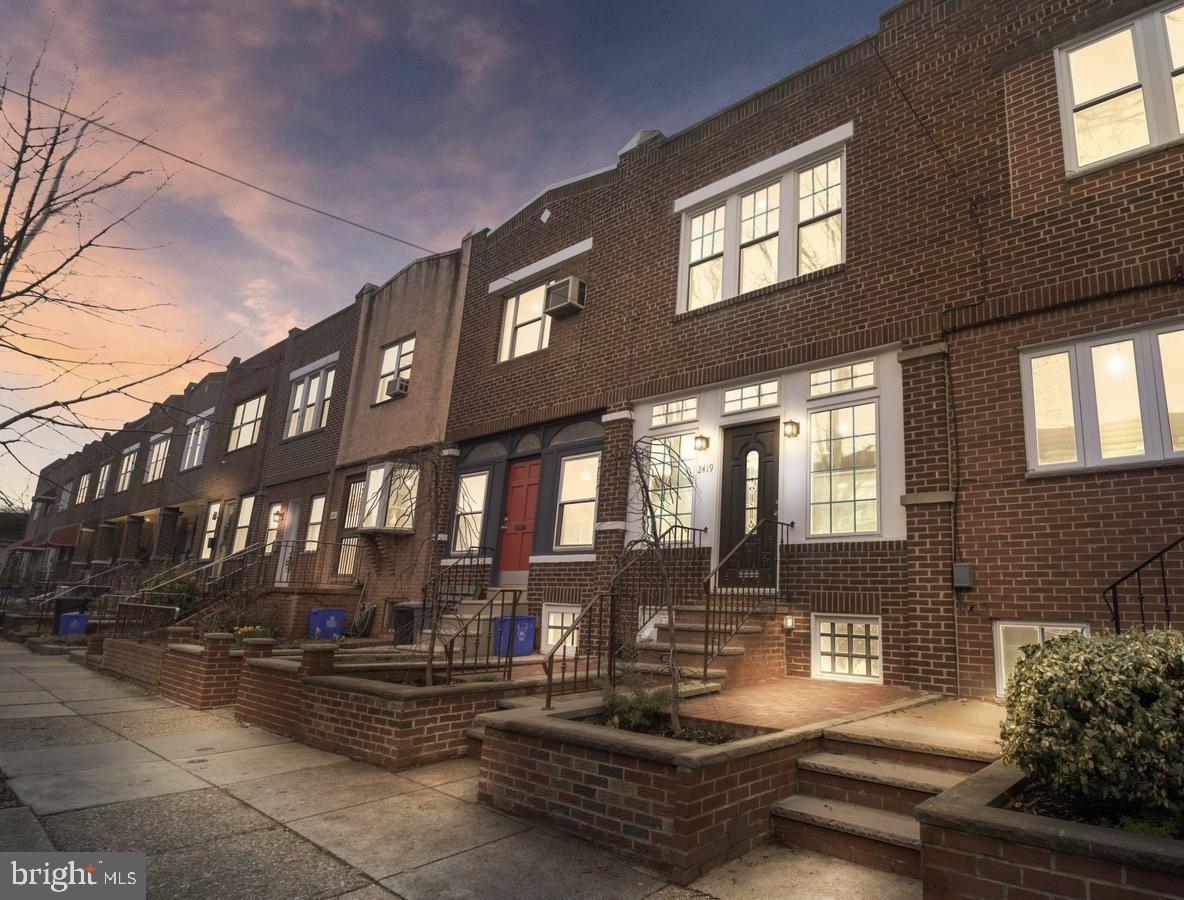 WEST PASSYUNK - Residential