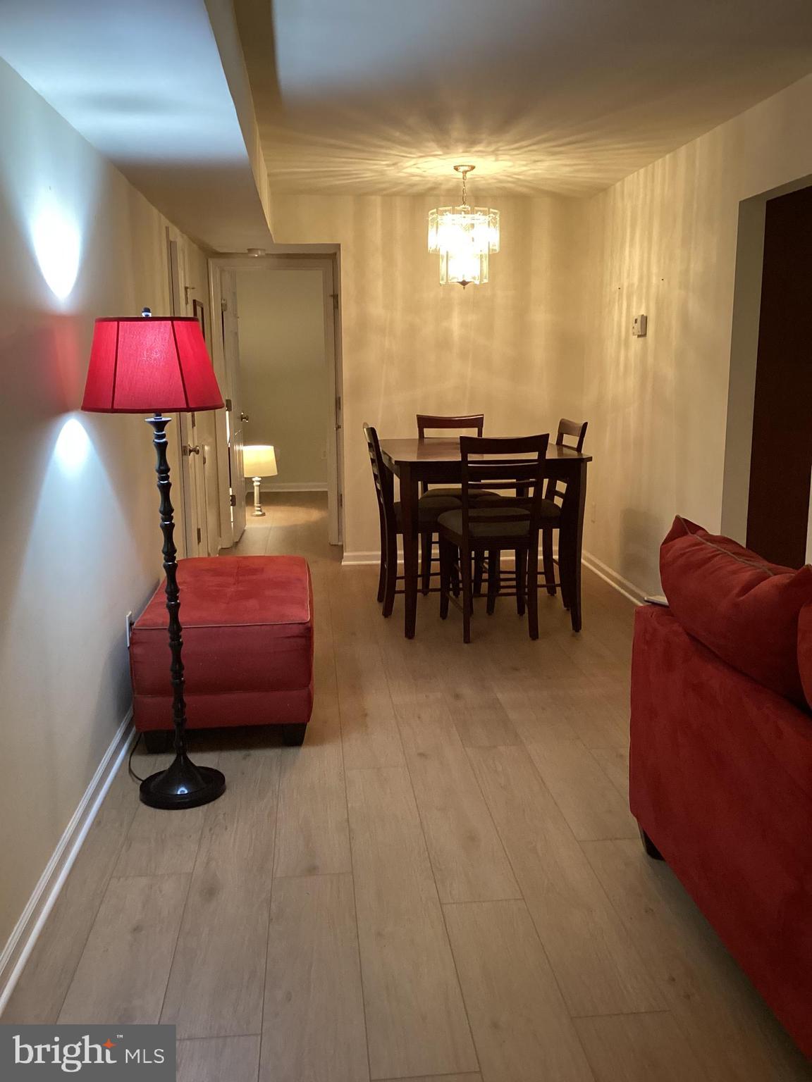 1805 WILLIAM STREET A B2