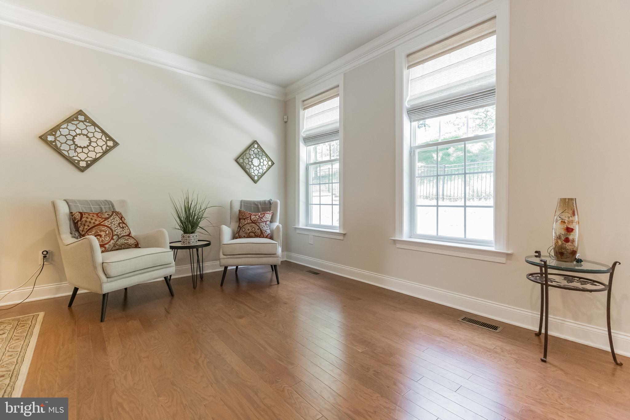 RAVENSCLIFF - Residential