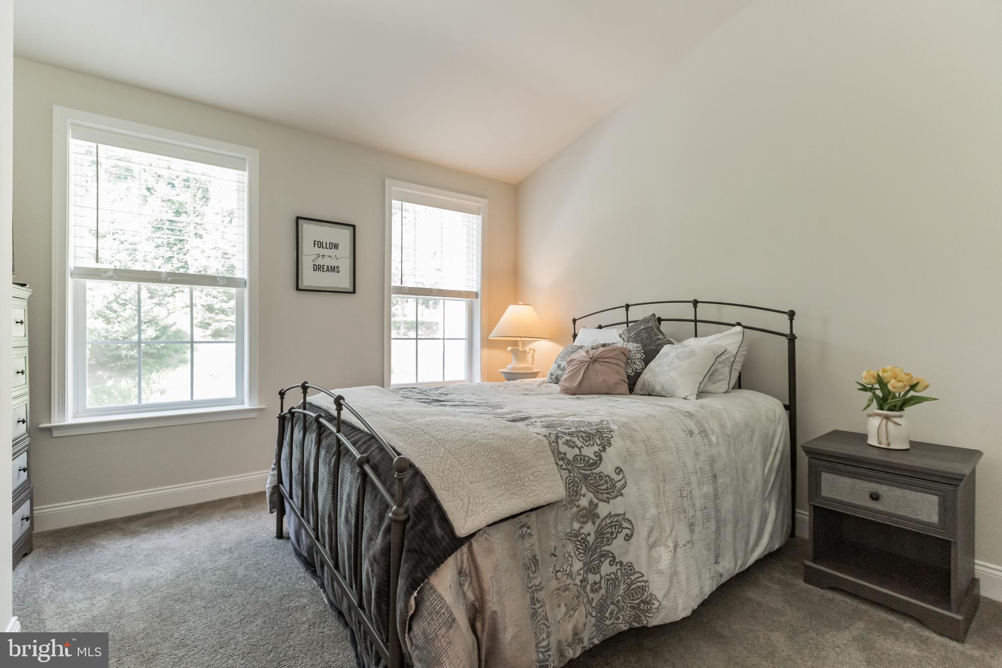 RAVENSCLIFF - Residential