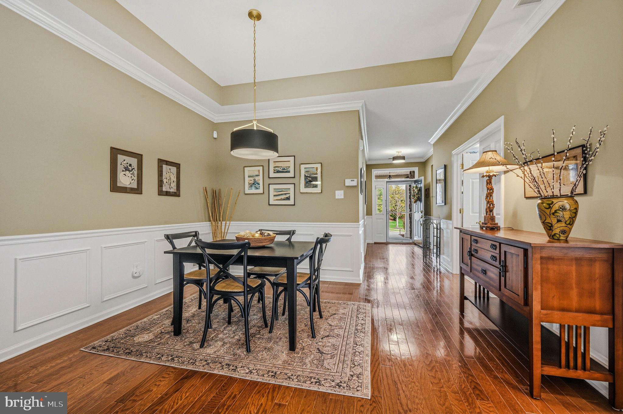 CREEKSIDE VILLAGE - Residential