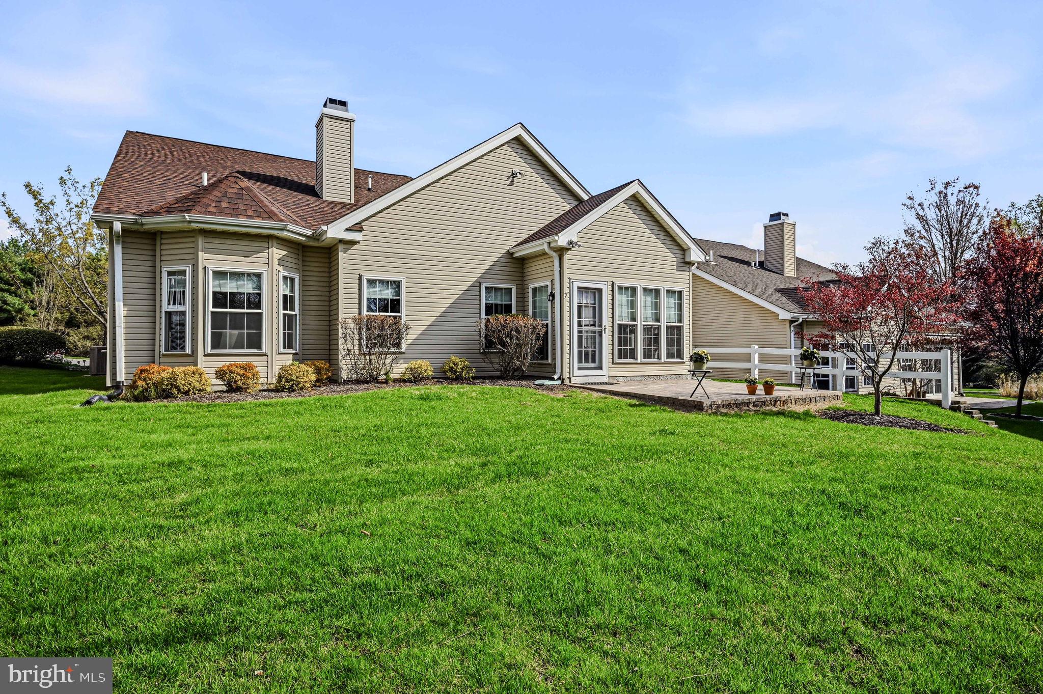 CREEKSIDE VILLAGE - Residential