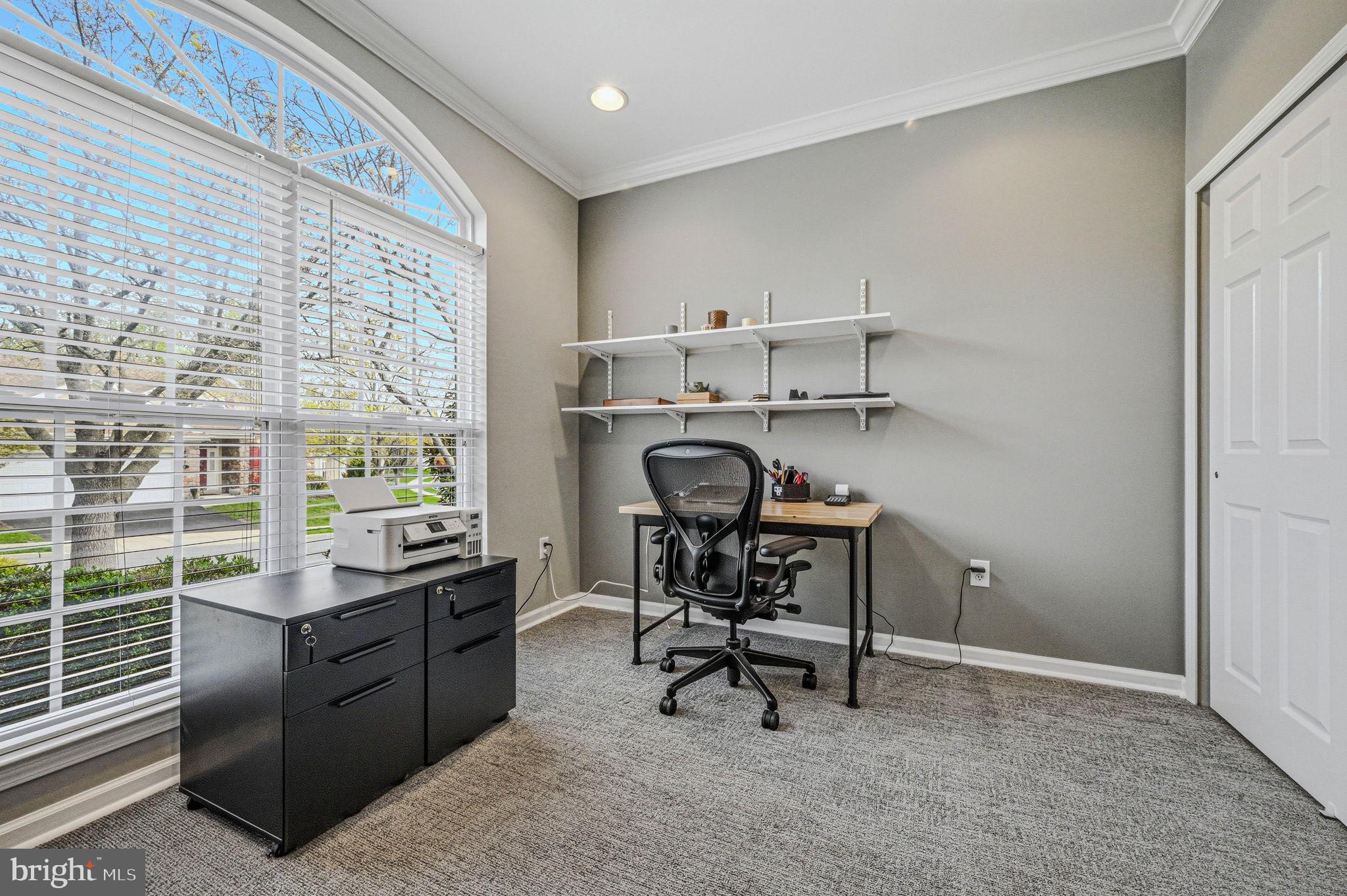 CREEKSIDE VILLAGE - Residential