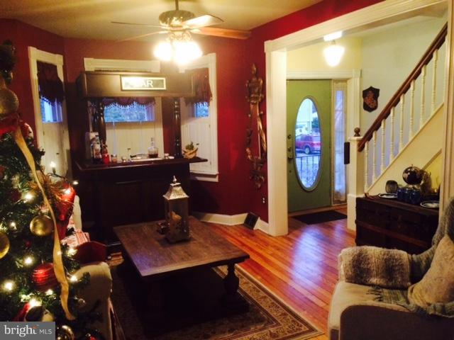 OVERLEA - Residential Lease