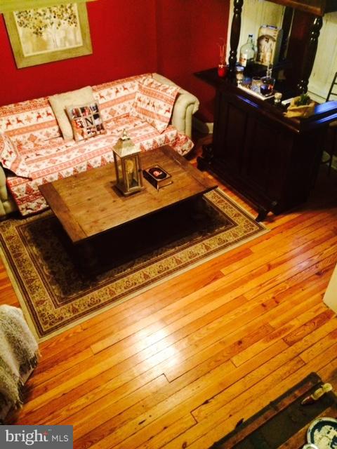 OVERLEA - Residential Lease