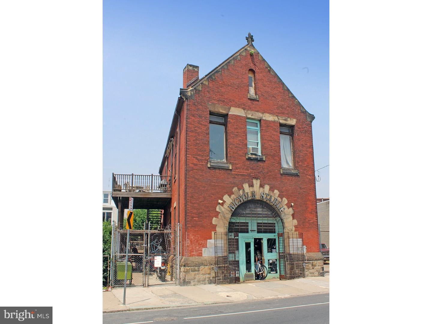 PORT RICHMOND - Residential