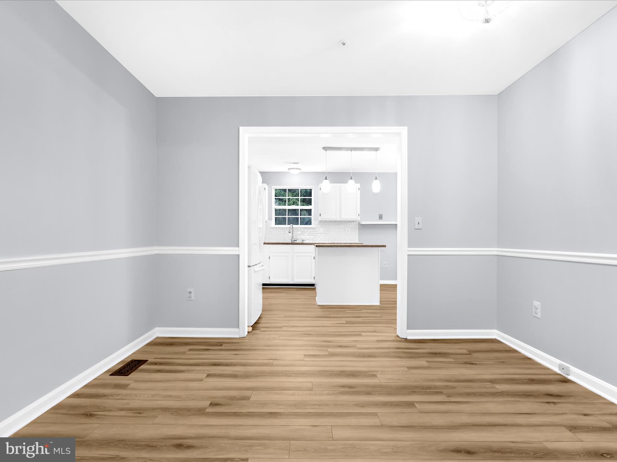 SEVEN OAKS - Residential