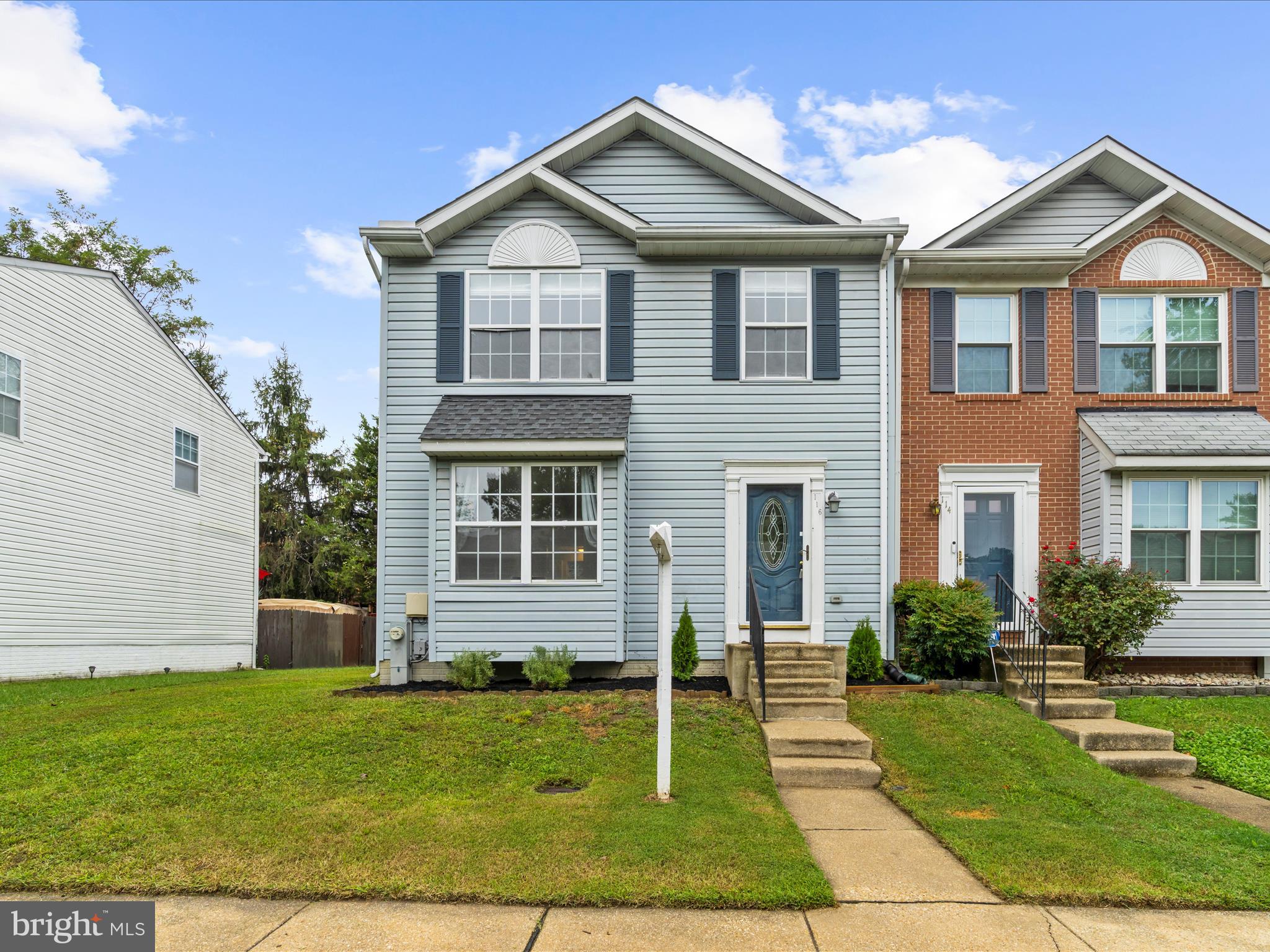 SEVEN OAKS - Residential