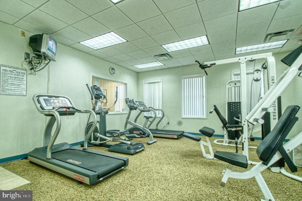 SEVEN OAKS - Residential