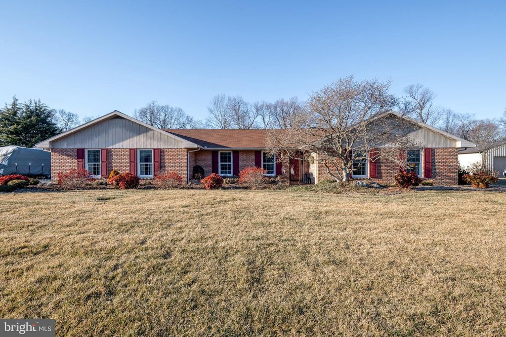 Photo of 3 Fisher Terrace, WILLOW STREET, PA 17584 (MLS # PALA2064894)