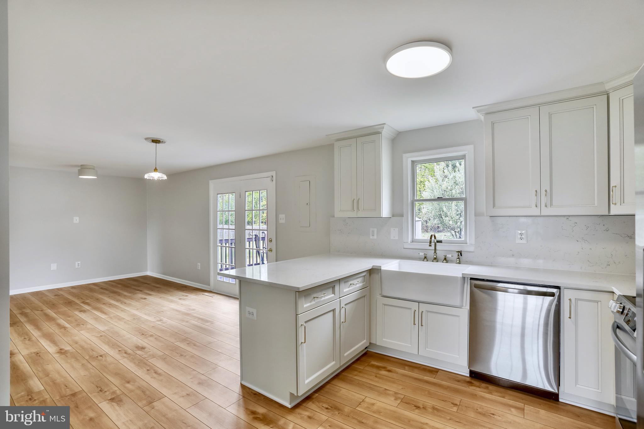 REGENCY HEIGHTS - Residential