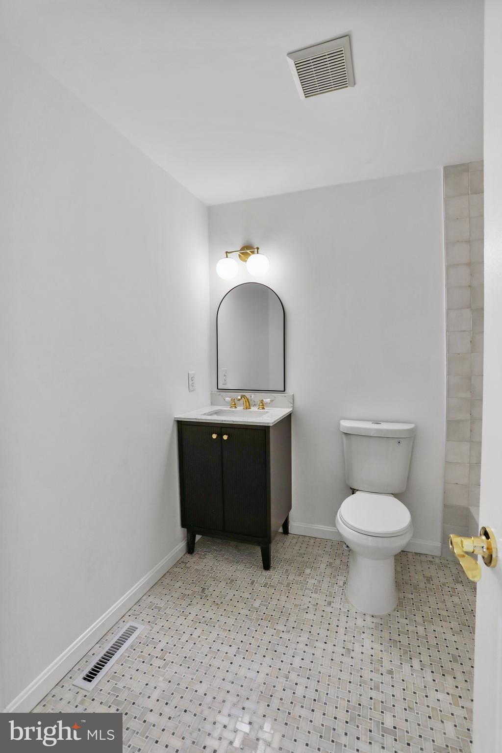 REGENCY HEIGHTS - Residential