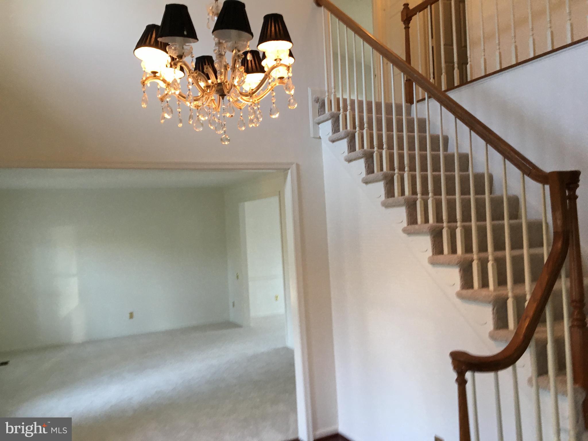 TWIN OAKS FARM - Residential