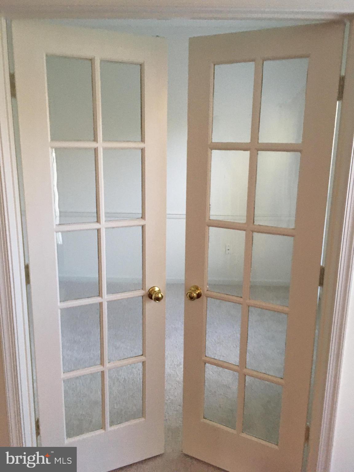 TWIN OAKS FARM - Residential