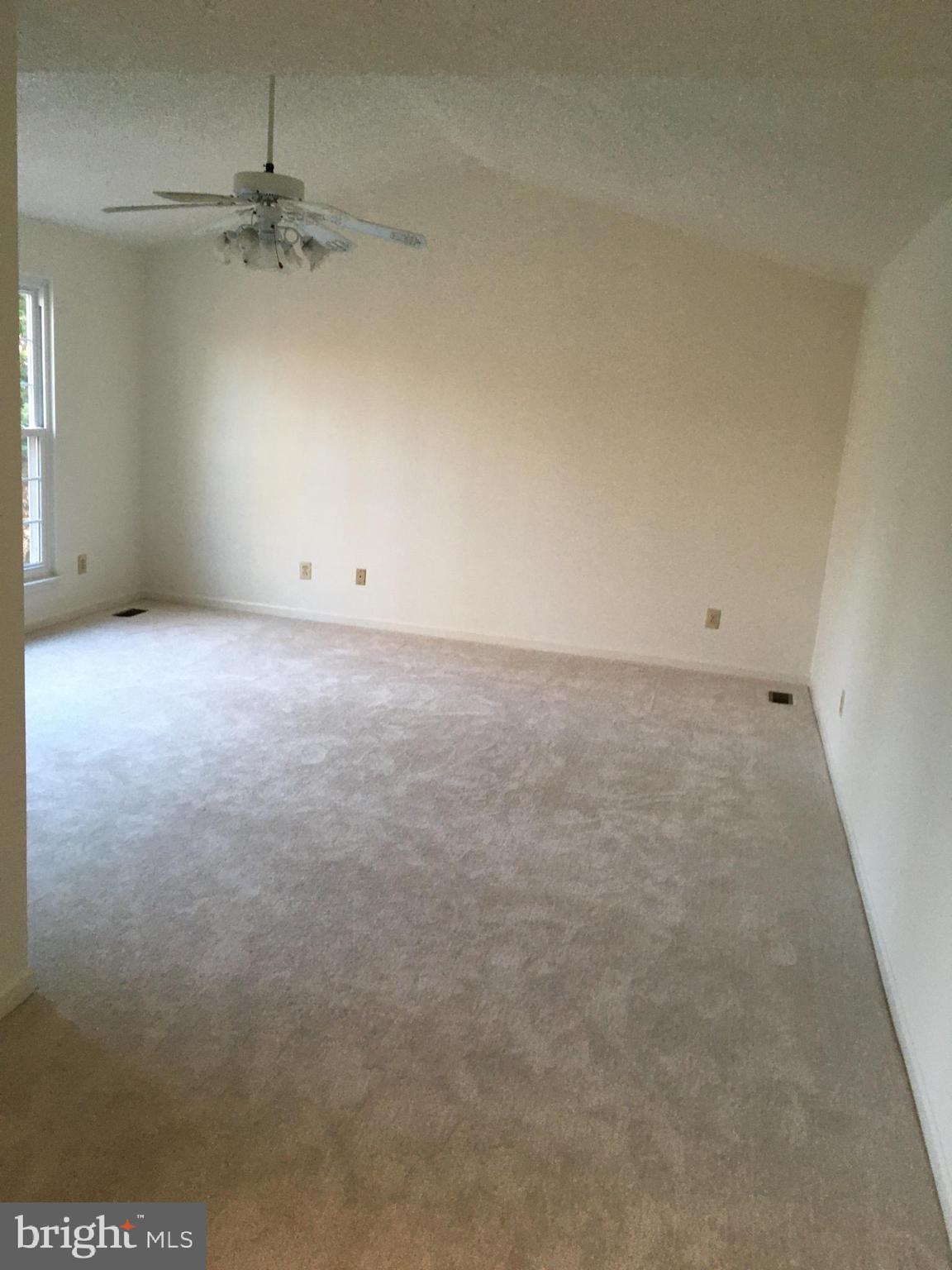 TWIN OAKS FARM - Residential